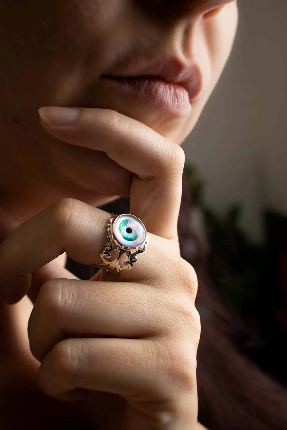 Anneau du regard hypnotique, bague argentée avec œil lunamanashop