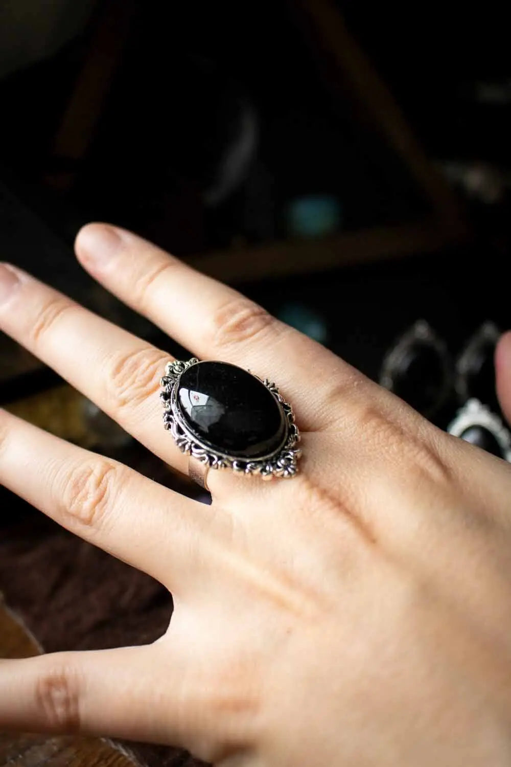Bague Agate noire et monture argentée ovale lunamanashop