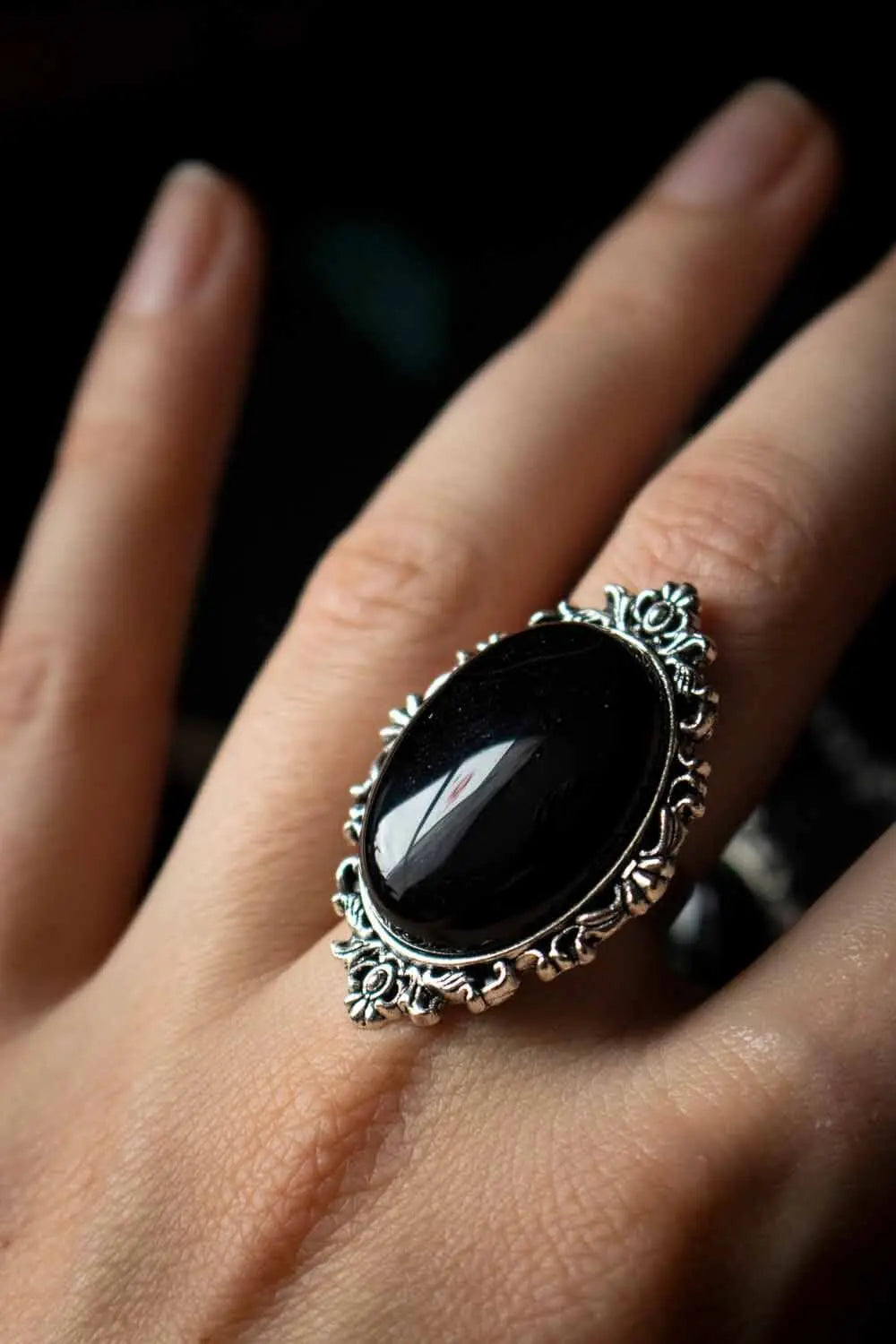 Bague Agate noire et monture argentée ovale lunamanashop