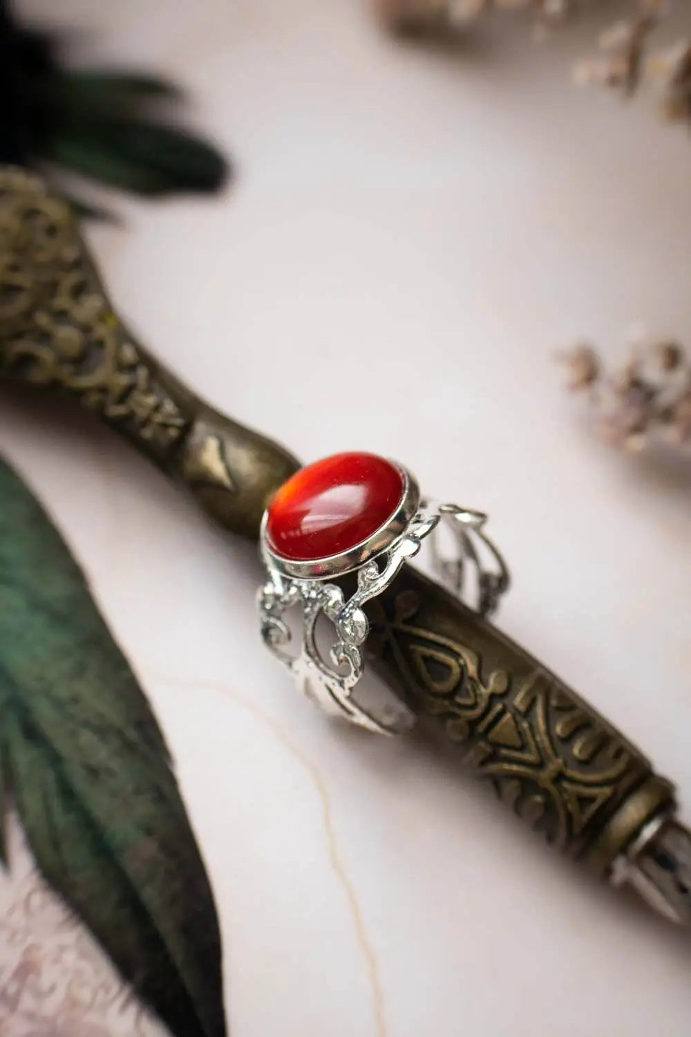 Bague Anneau incandescent rouge en Cornaline lunamanashop