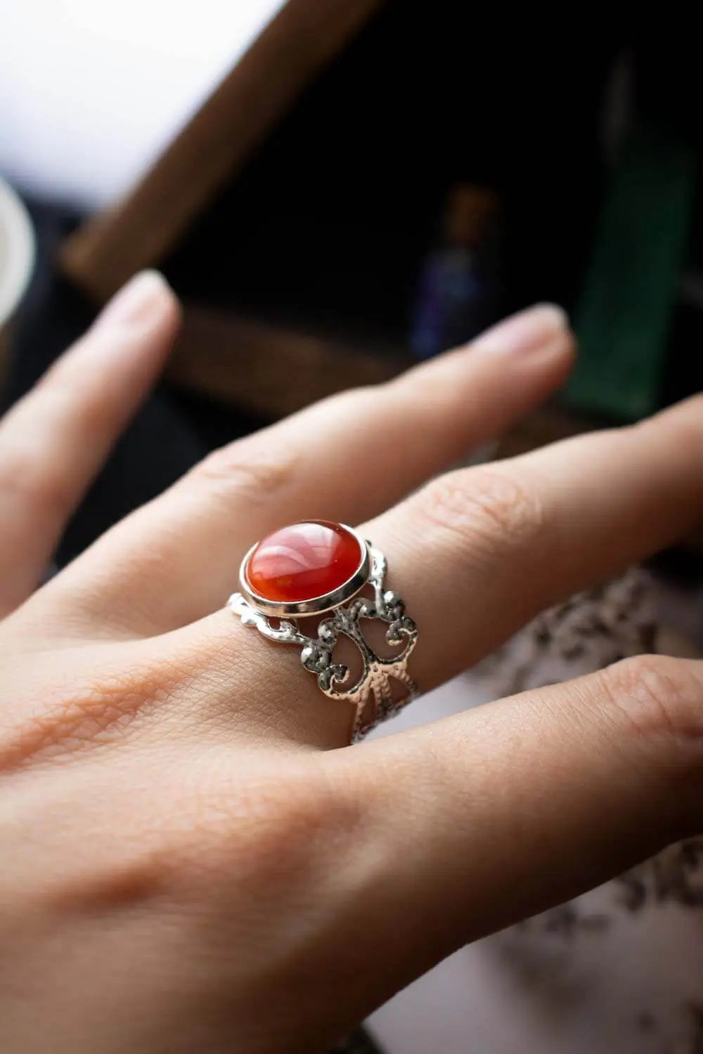 Bague Anneau incandescent rouge en Cornaline lunamanashop