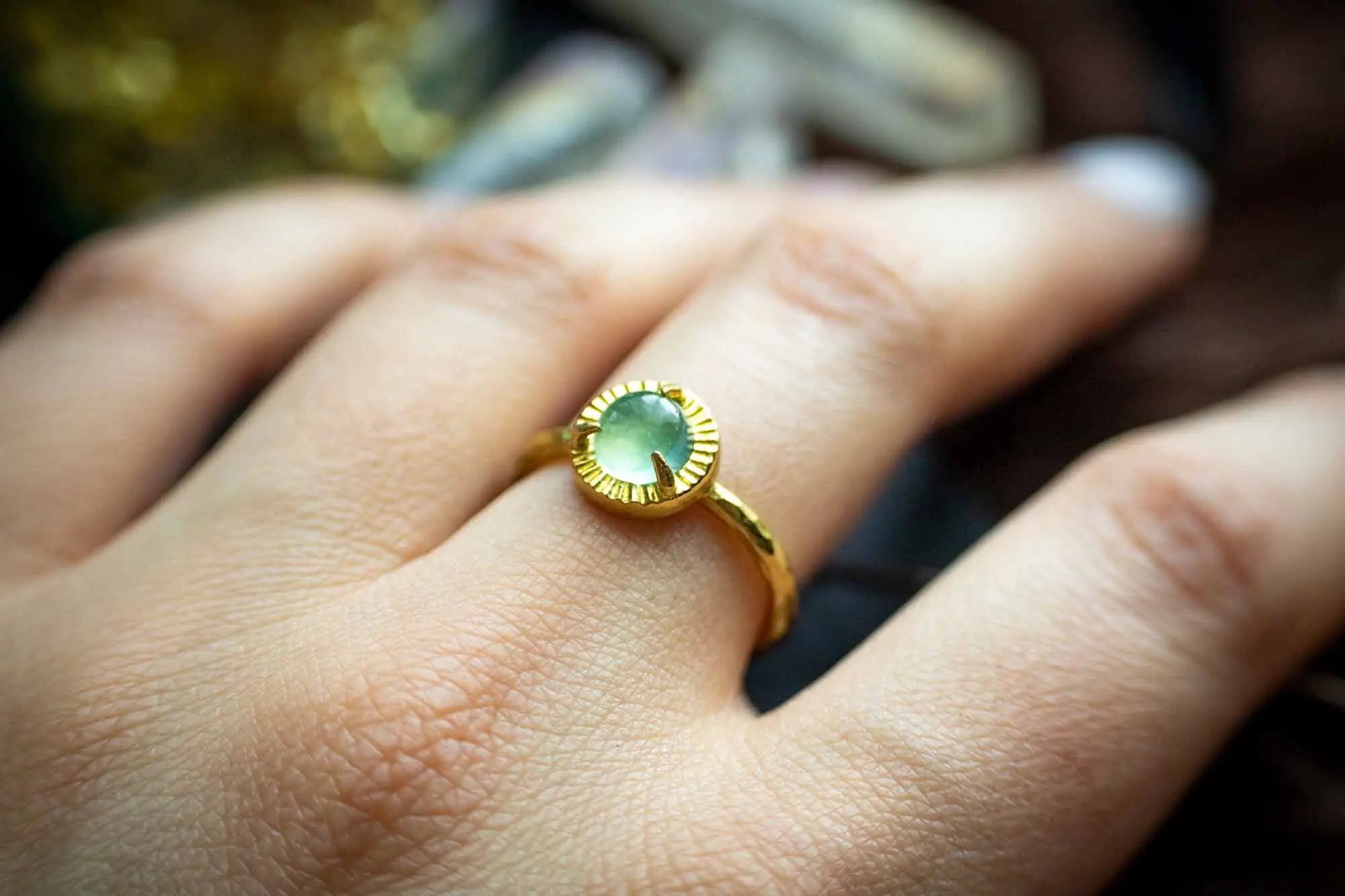 Bague Athéna en Fluorite verte et base dorée lunamanashop