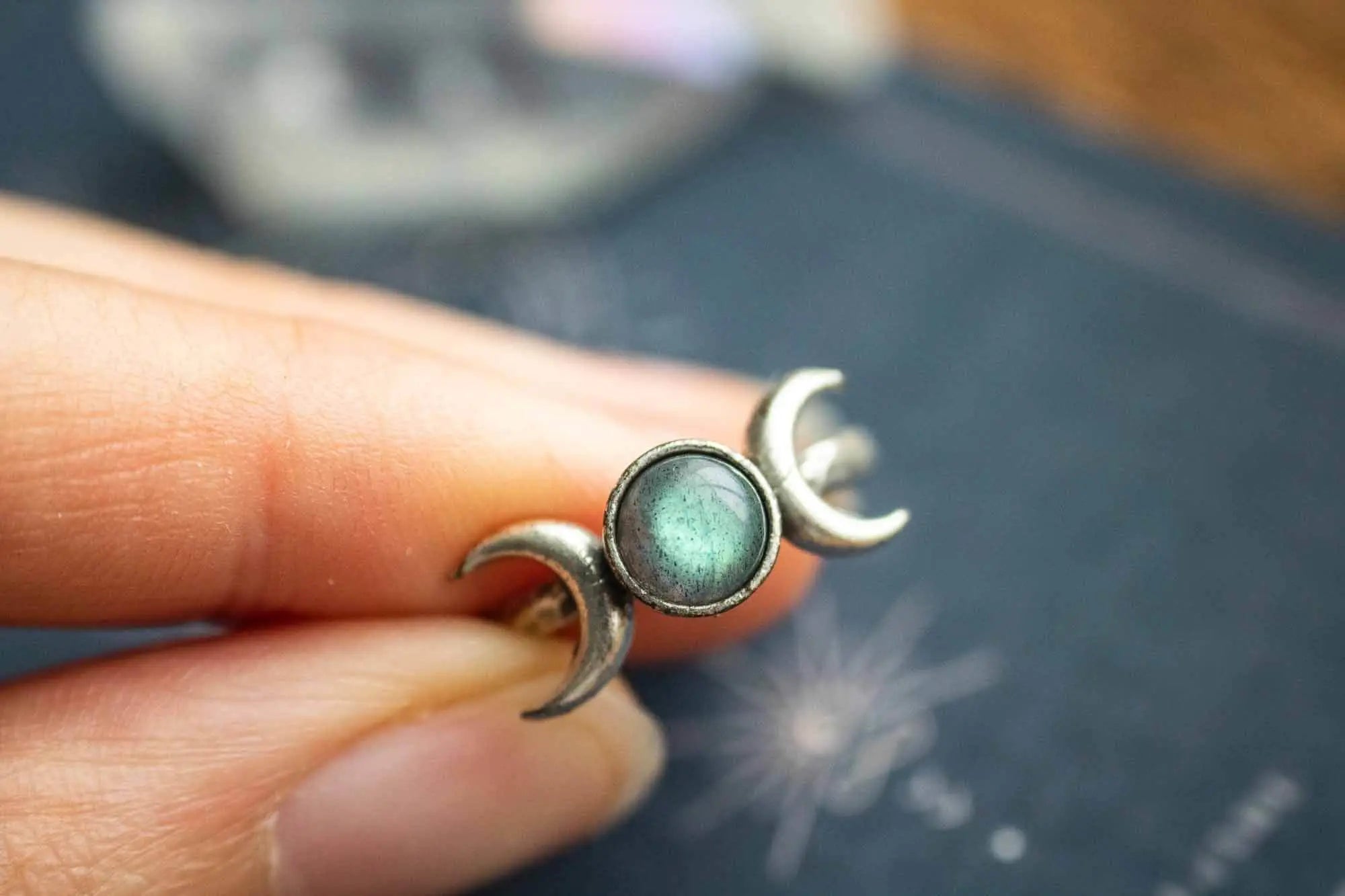 Bague en Labradorite Céléstia et triple lune argentée lunamanashop