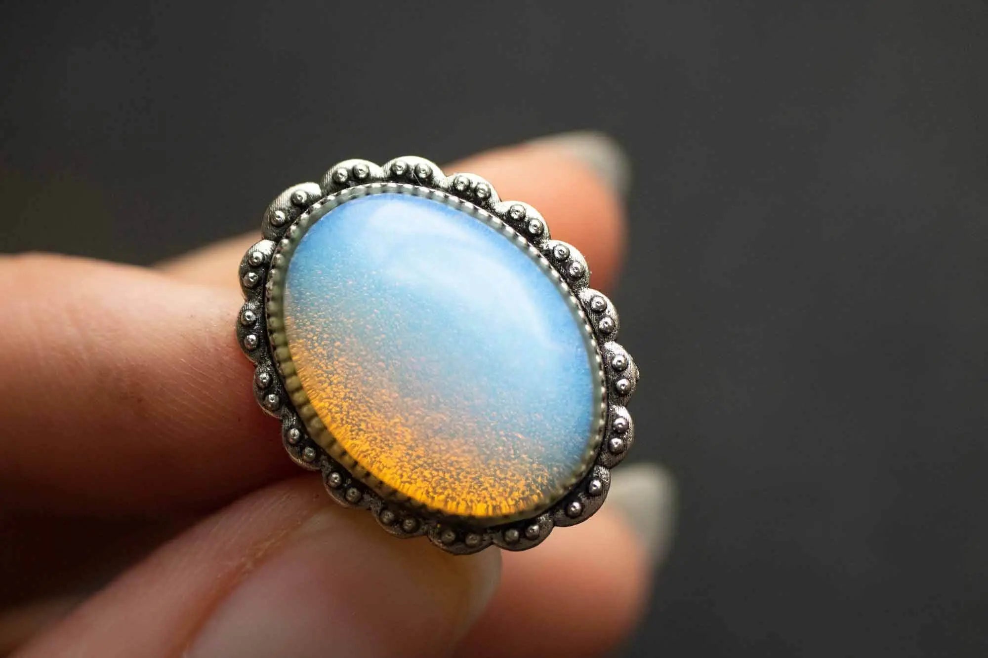 Bague Héméra en Opaline et base argentée lunamanashop