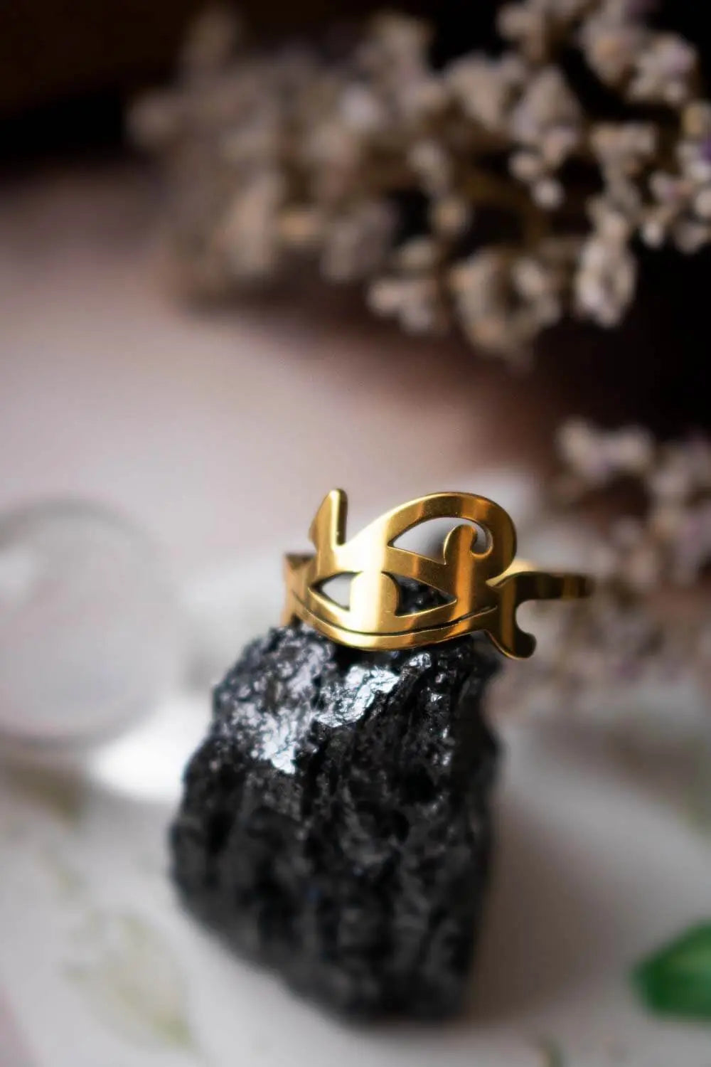 Bague Oeil d'Horus en acier inoxydable doré lunamanashop