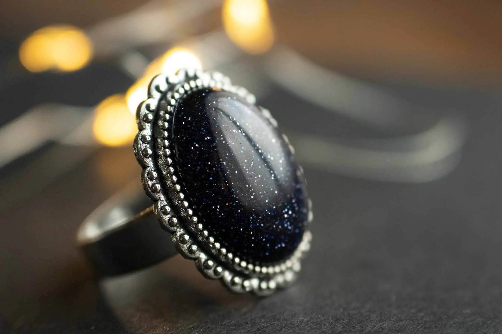 Bague Zorya en Pierre de Sable Bleu et base argentée lunamanashop