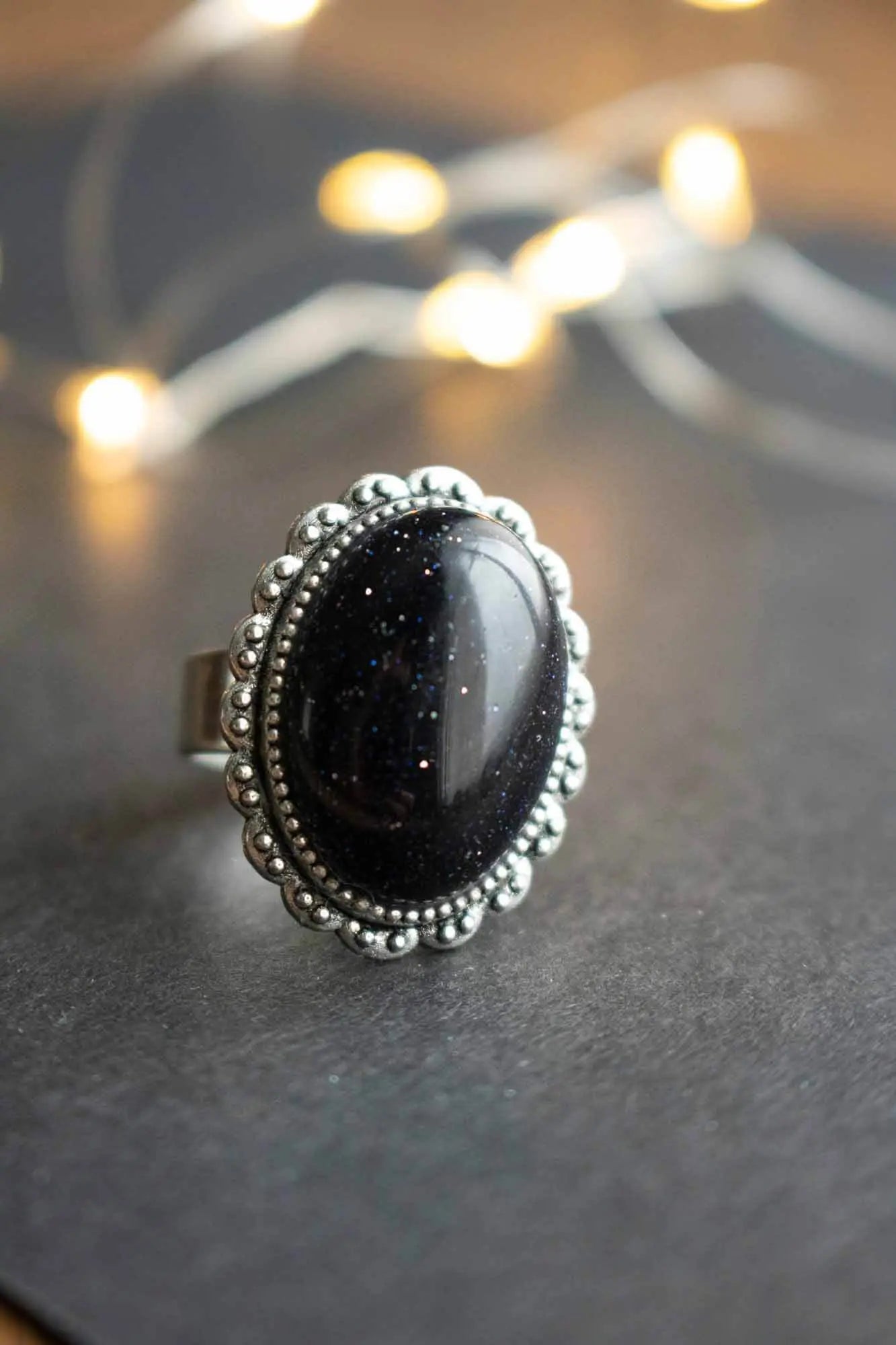 Bague Zorya en Pierre de Sable Bleu et base argentée lunamanashop