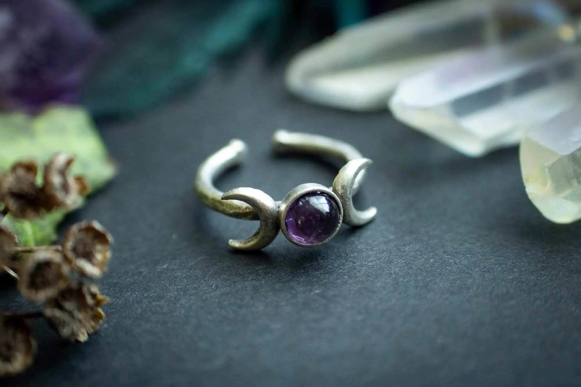 Bague en Améthyste et triple lune argentée lunamanashop