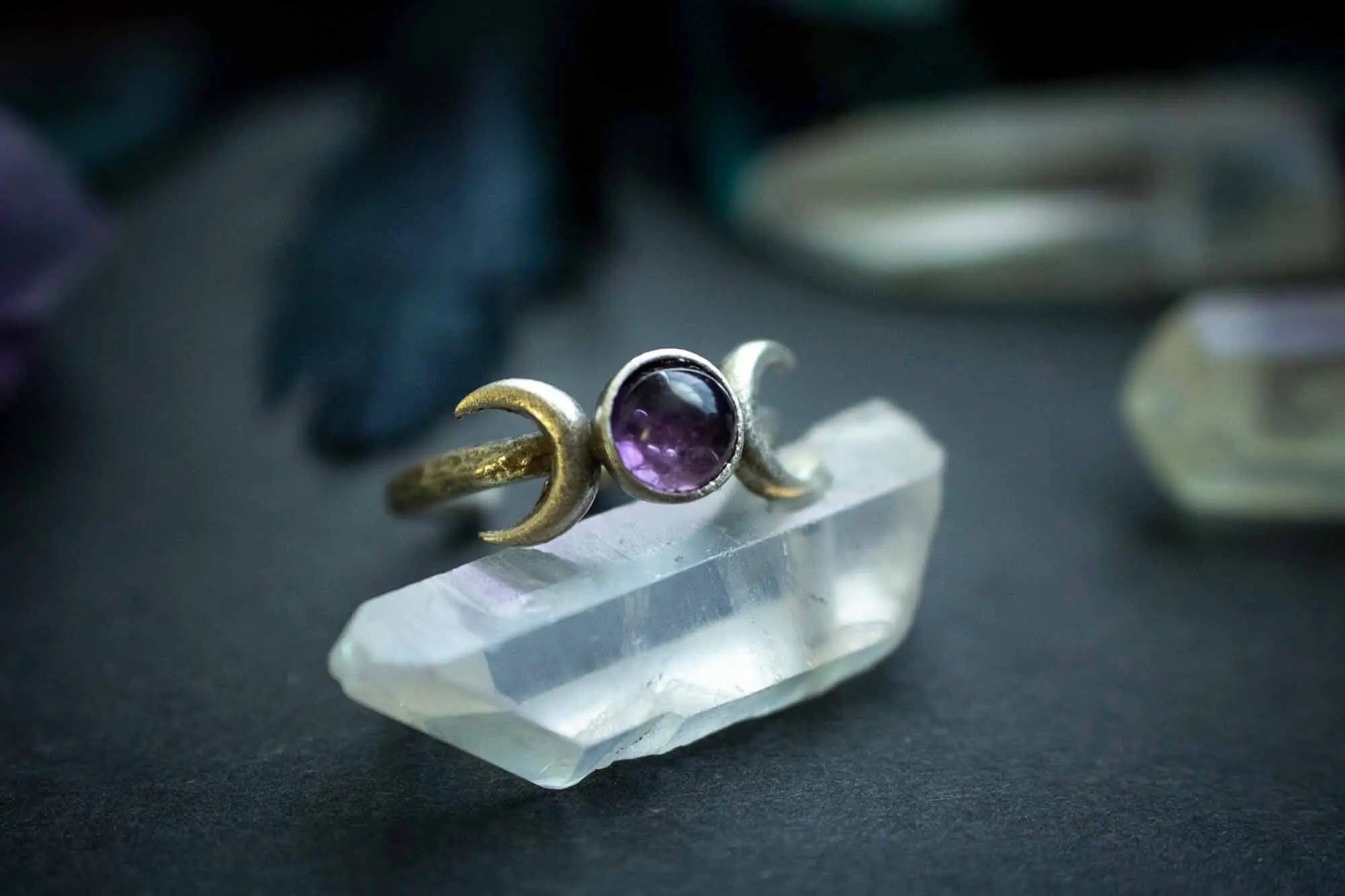 Bague en Améthyste et triple lune argentée lunamanashop