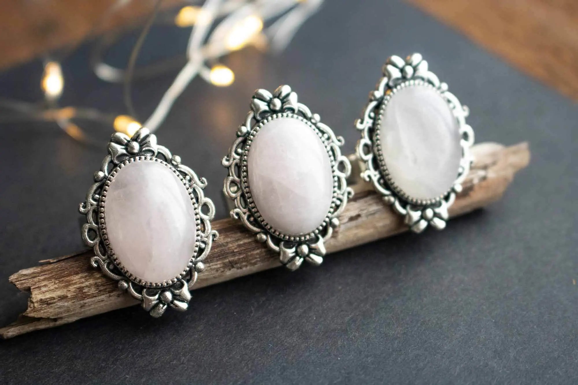 Bague en Quartz Rose et base argentée avec nœud lunamanashop