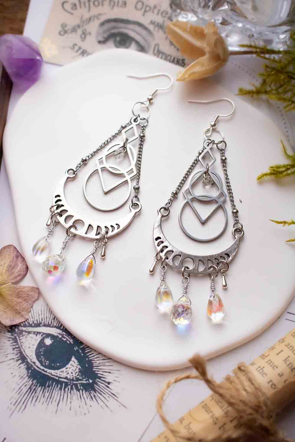 Boucles d'oreilles Ondine - Lunes argentées et pampilles en verre à facettes lunamanashop