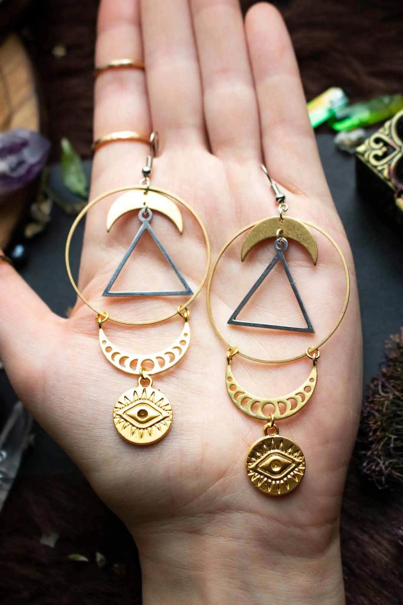 Boucle d'oreille Élément Alchimique Feu avec breloque œil (à l'unité) lunamanashop