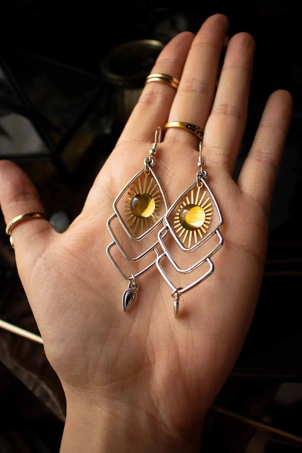 Boucles d'oreilles Chicahua avec soleil et cabochon jaune lunamanashop