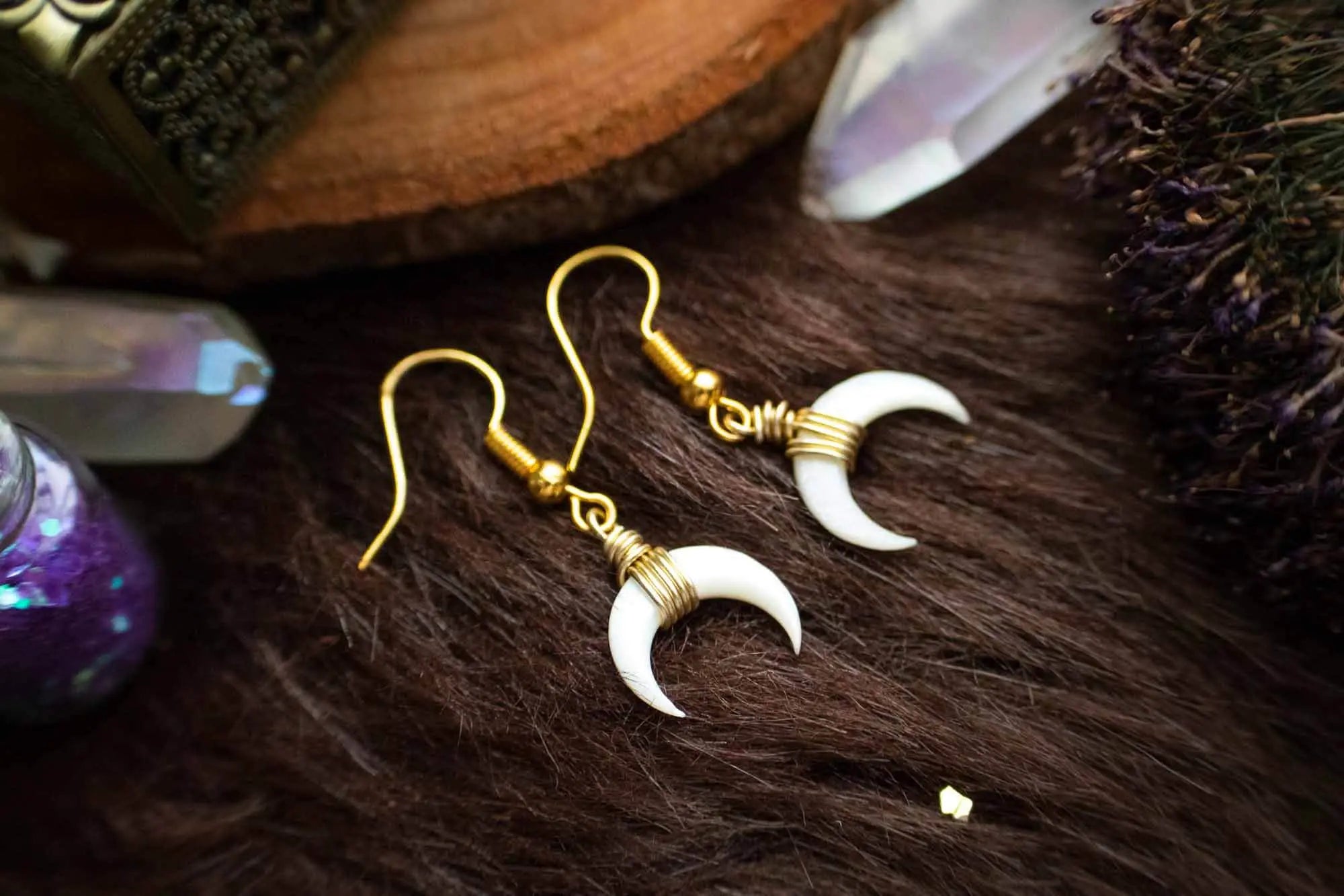 Boucles d'oreilles Lune de Nacre dorée lunamanashop