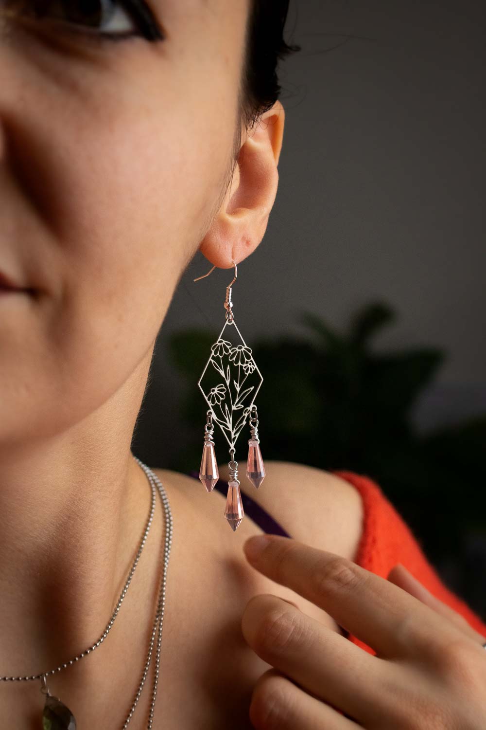 Boucles d'oreilles Dentelle de fleurs argentées - Prismes Rose - Anthémis lunamanashop