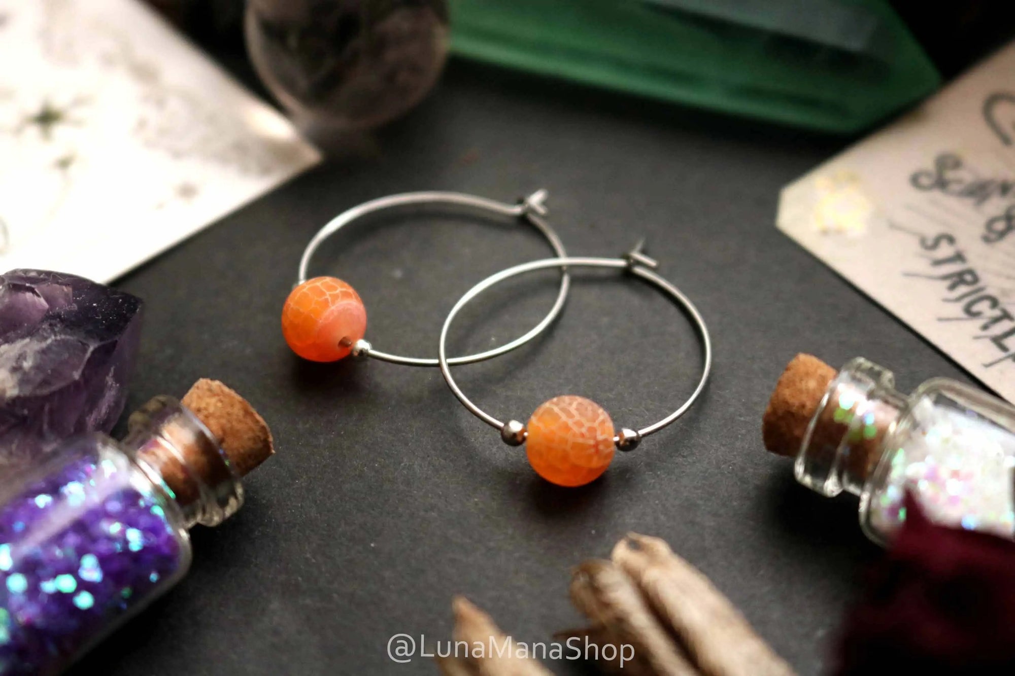 Boucles d'oreilles créoles en Agate orange craquelées lunamanashop