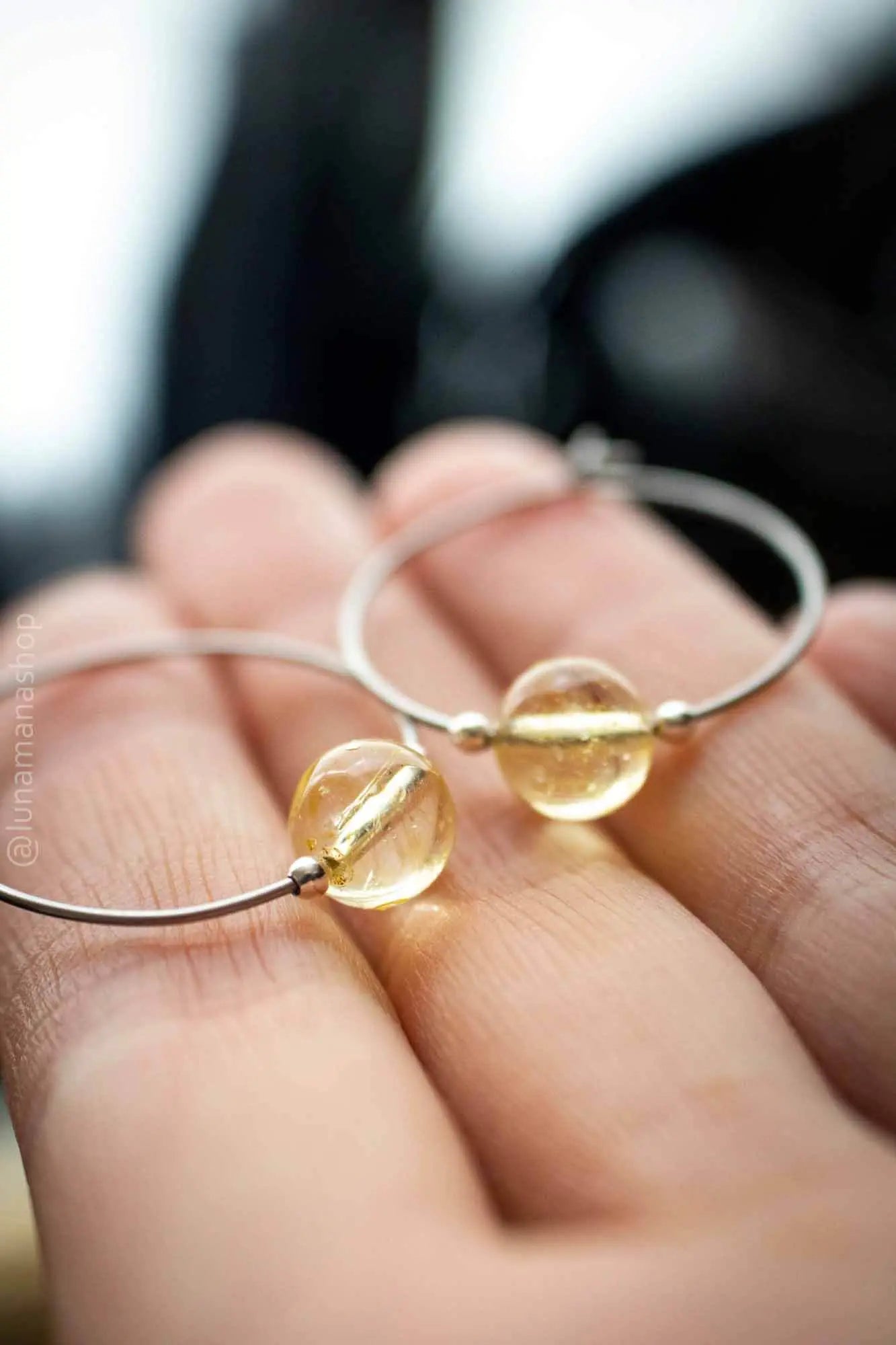 Boucles d'oreilles créoles en Citrine lunamanashop