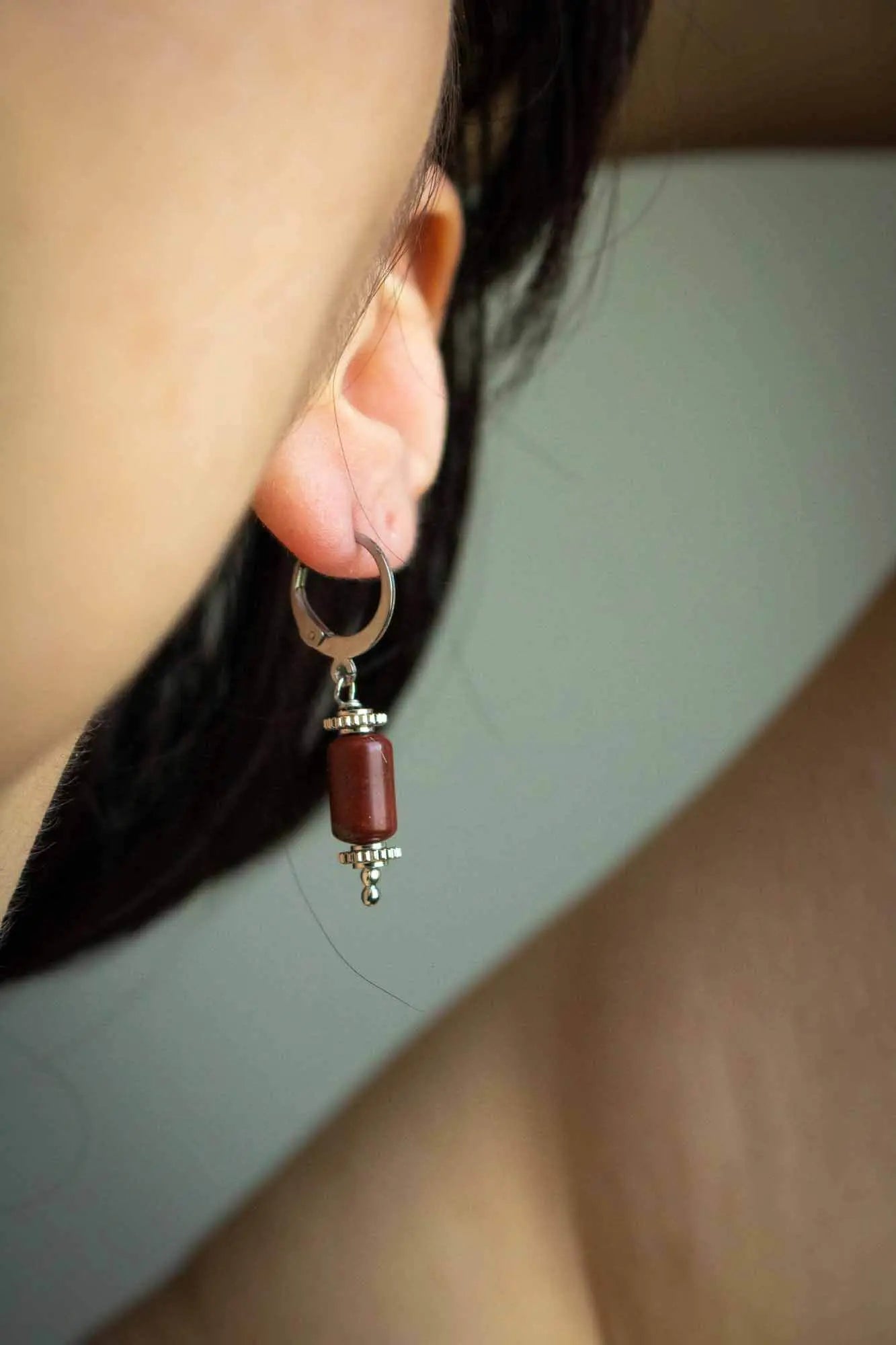 Boucles d'oreilles en Jaspe rouge dorée ou argentée et dormeuses lunamanashop