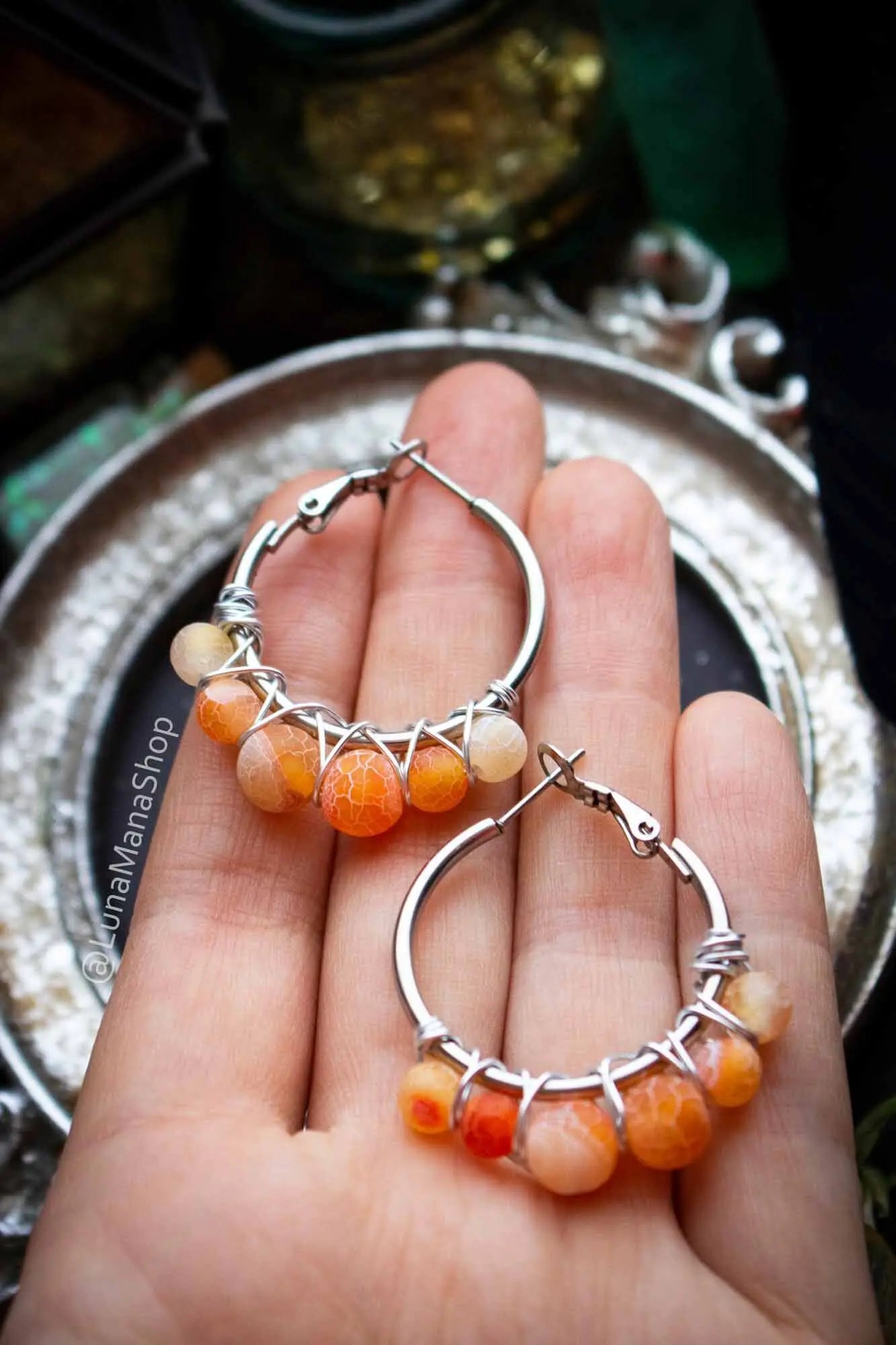 Boucles d'oreilles créoles en Agate orange petit modèle lunamanashop