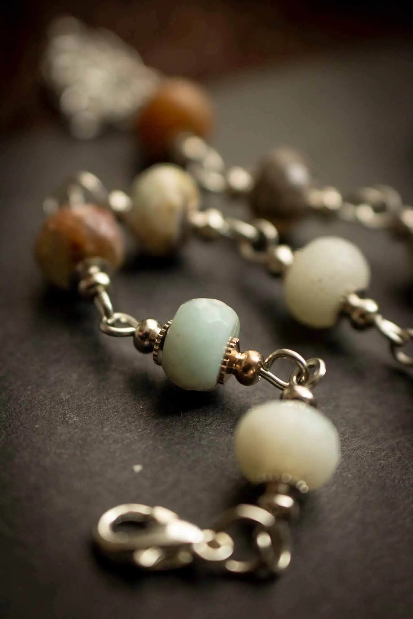 Bracelet de la guerrière en Amazonite et anneaux argentés lunamanashop
