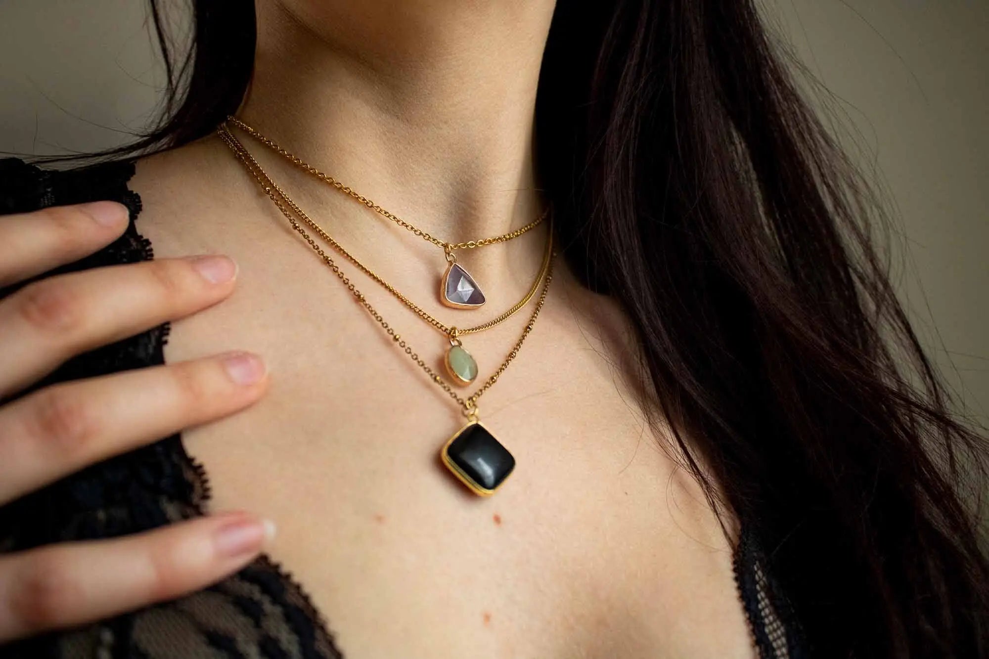 Collier Anti stress 3 pierres: Améthyste, Aventurine et Onyx noire lunamanashop