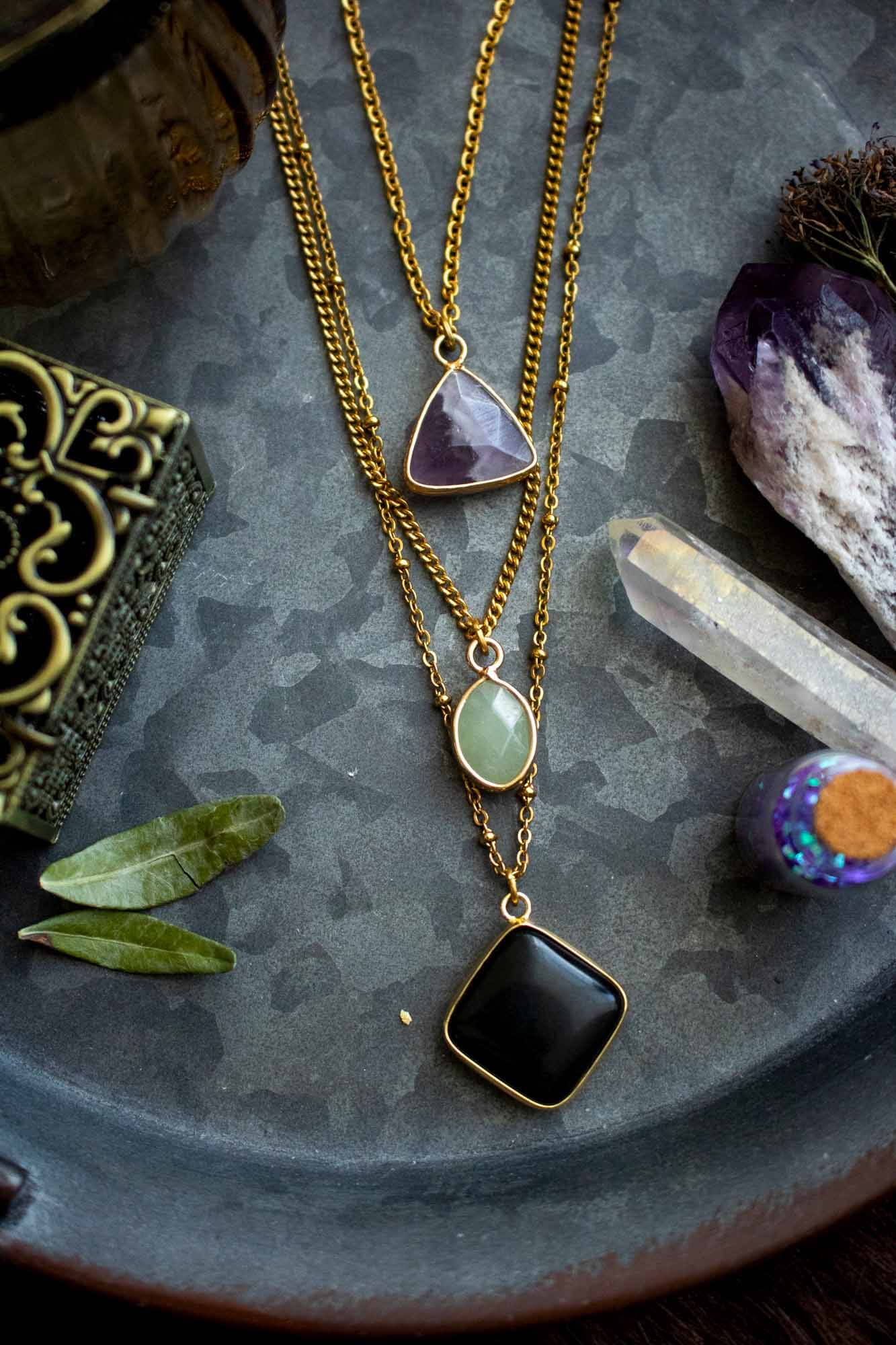 Collier Anti stress 3 pierres: Améthyste, Aventurine et Onyx noire lunamanashop