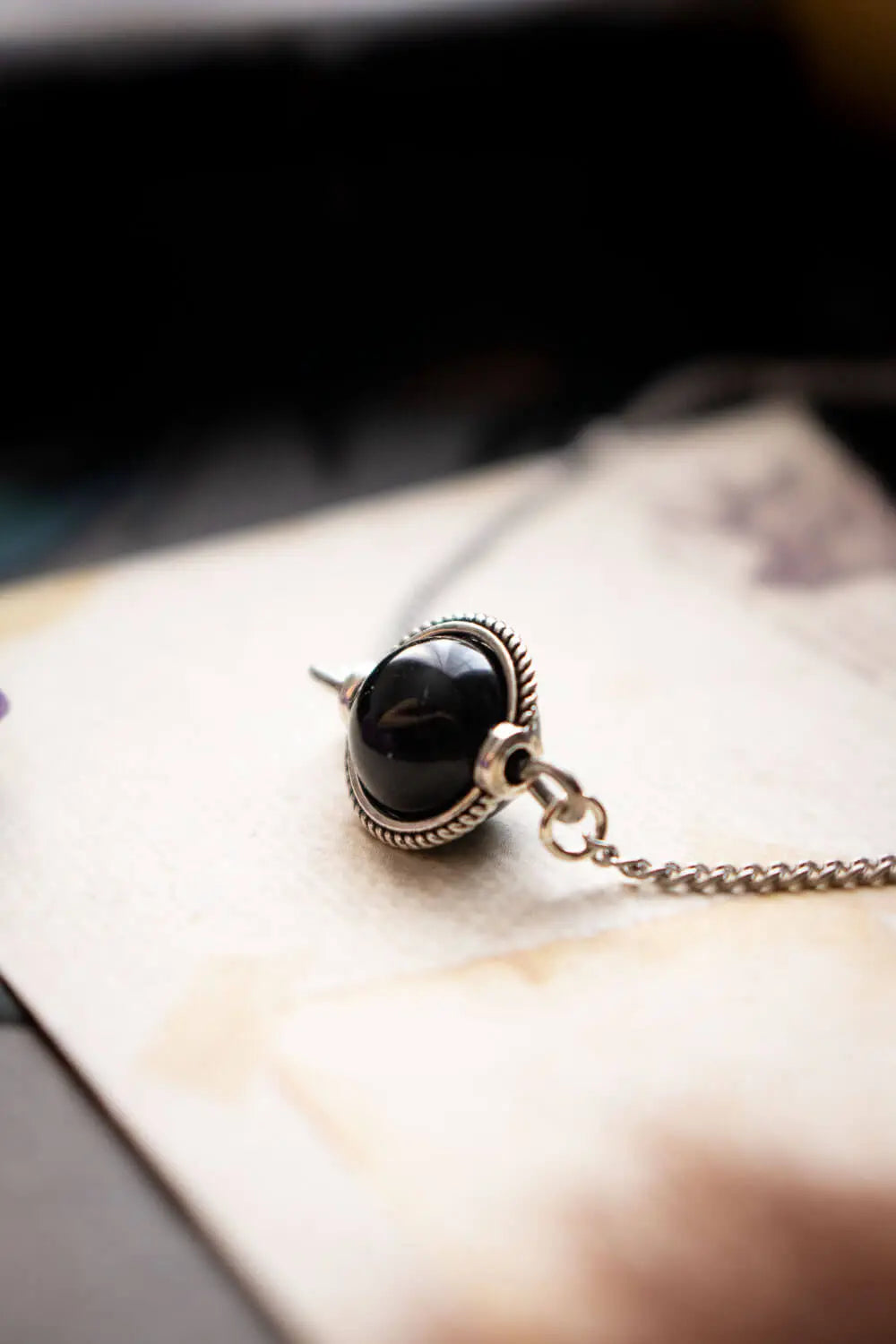 Collier choker Noche en Obsidienne noire lunamanashop