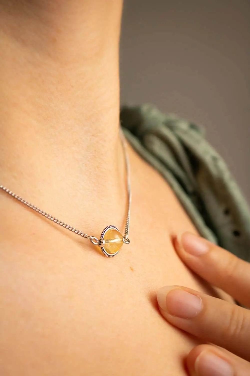 Collier choker Noche jaune en Citrine lunamanashop