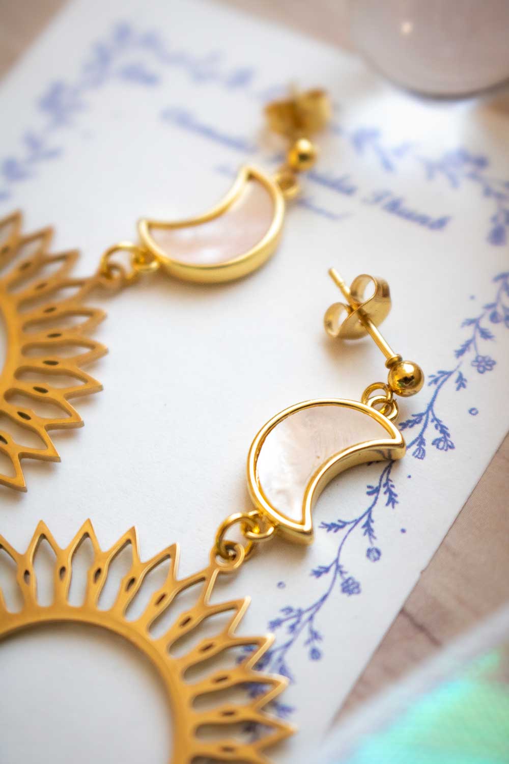 Boucles Oreilles Irisée Dorées - Perles Arc-en-Ciel - Chromia (Copie) lunamanashop