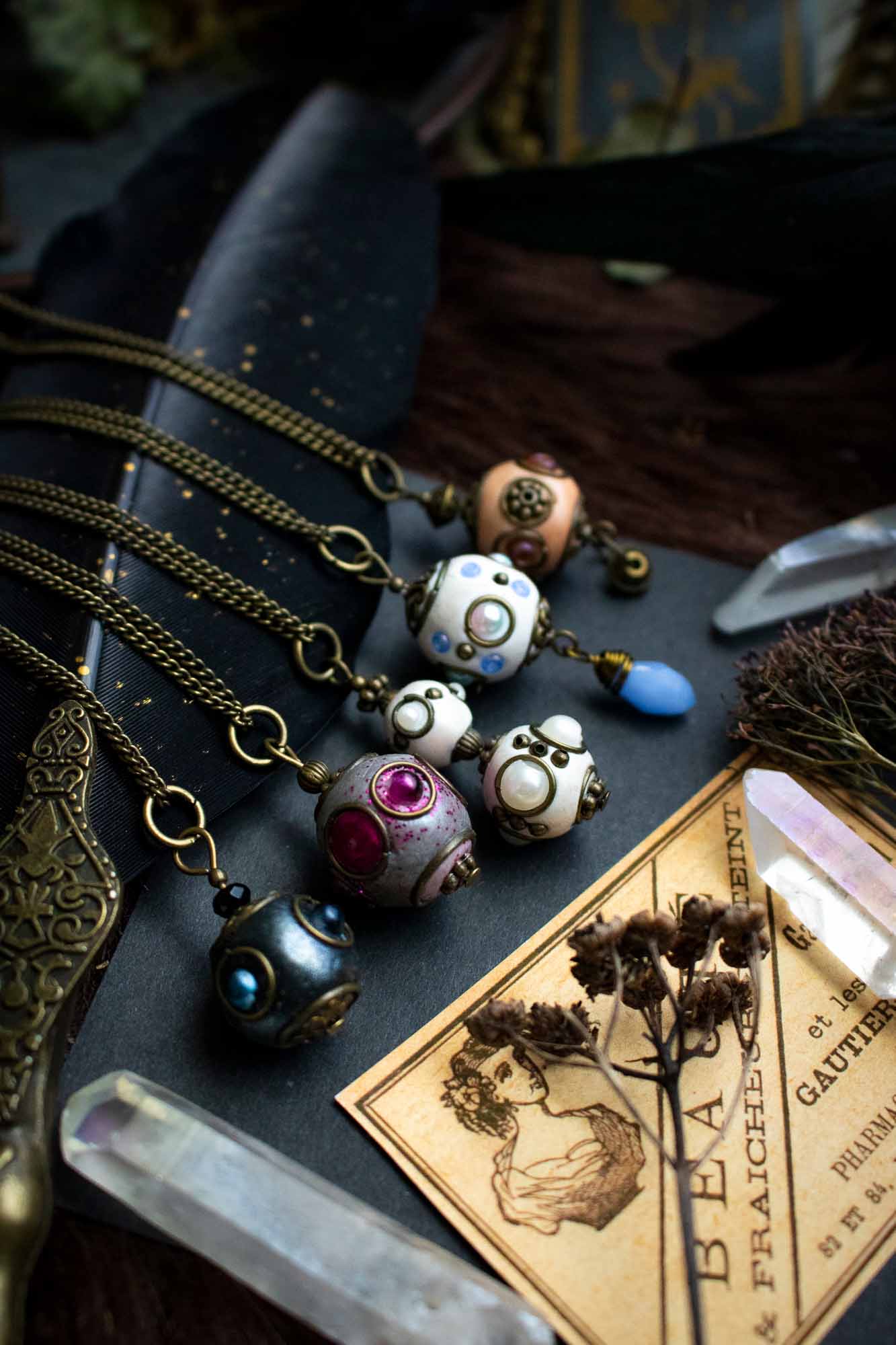 Pendentif "Sphère du temps" en perle du Cachemire lunamanashop