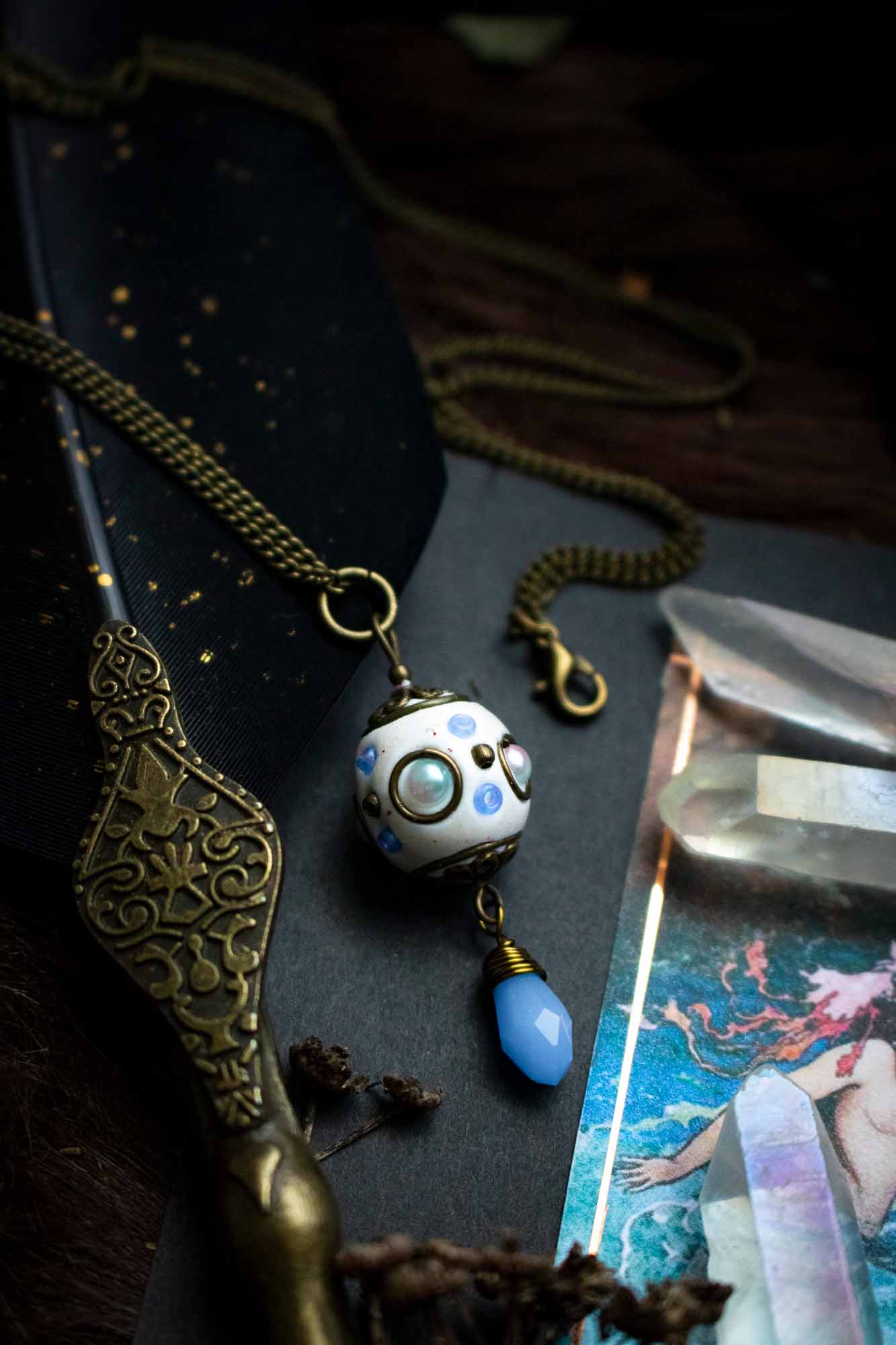 Pendentif "Sphère du temps" en perle du Cachemire lunamanashop