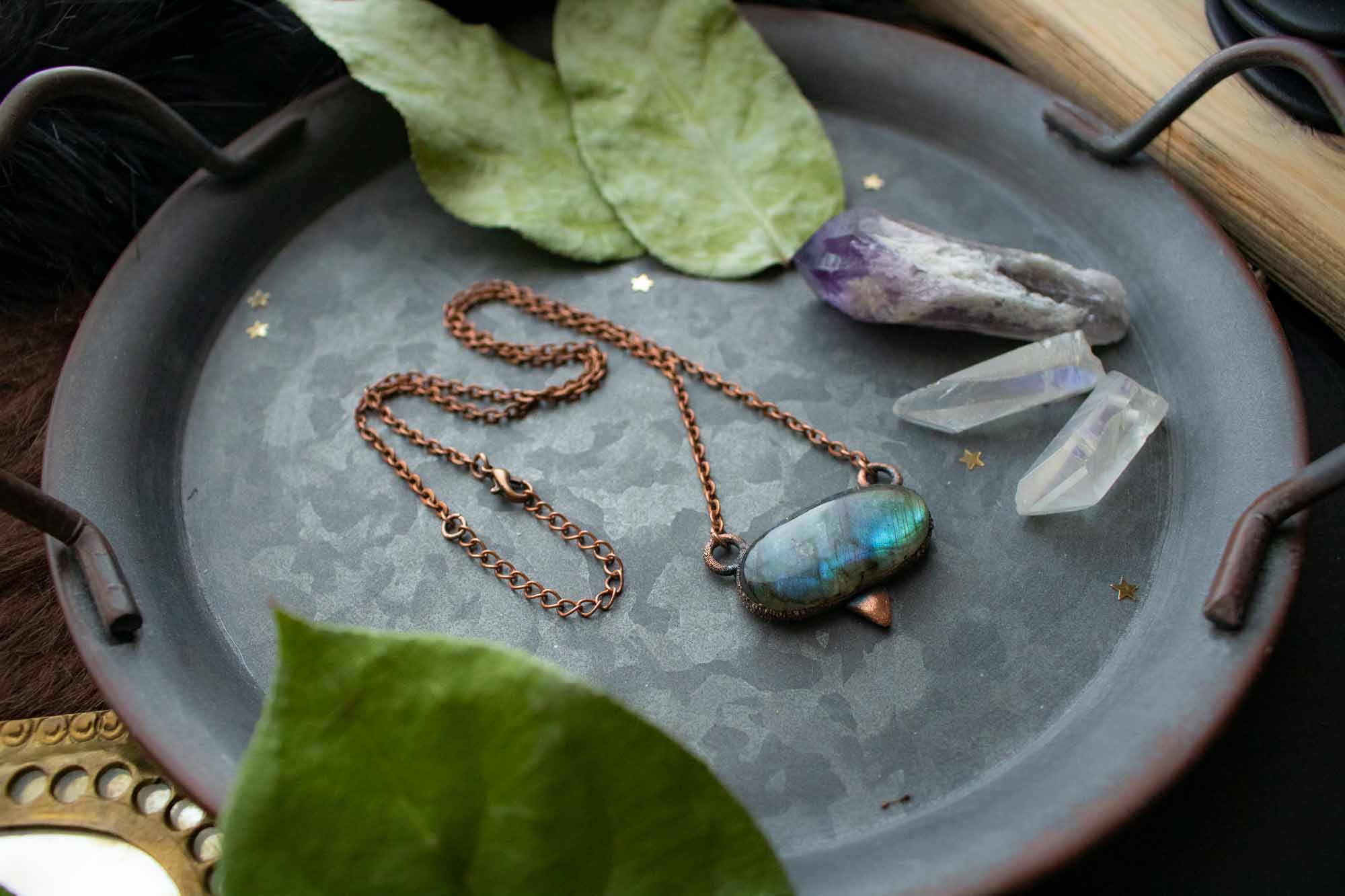 Pendentif en Labradorite bleue ovale électroformé lunamanashop