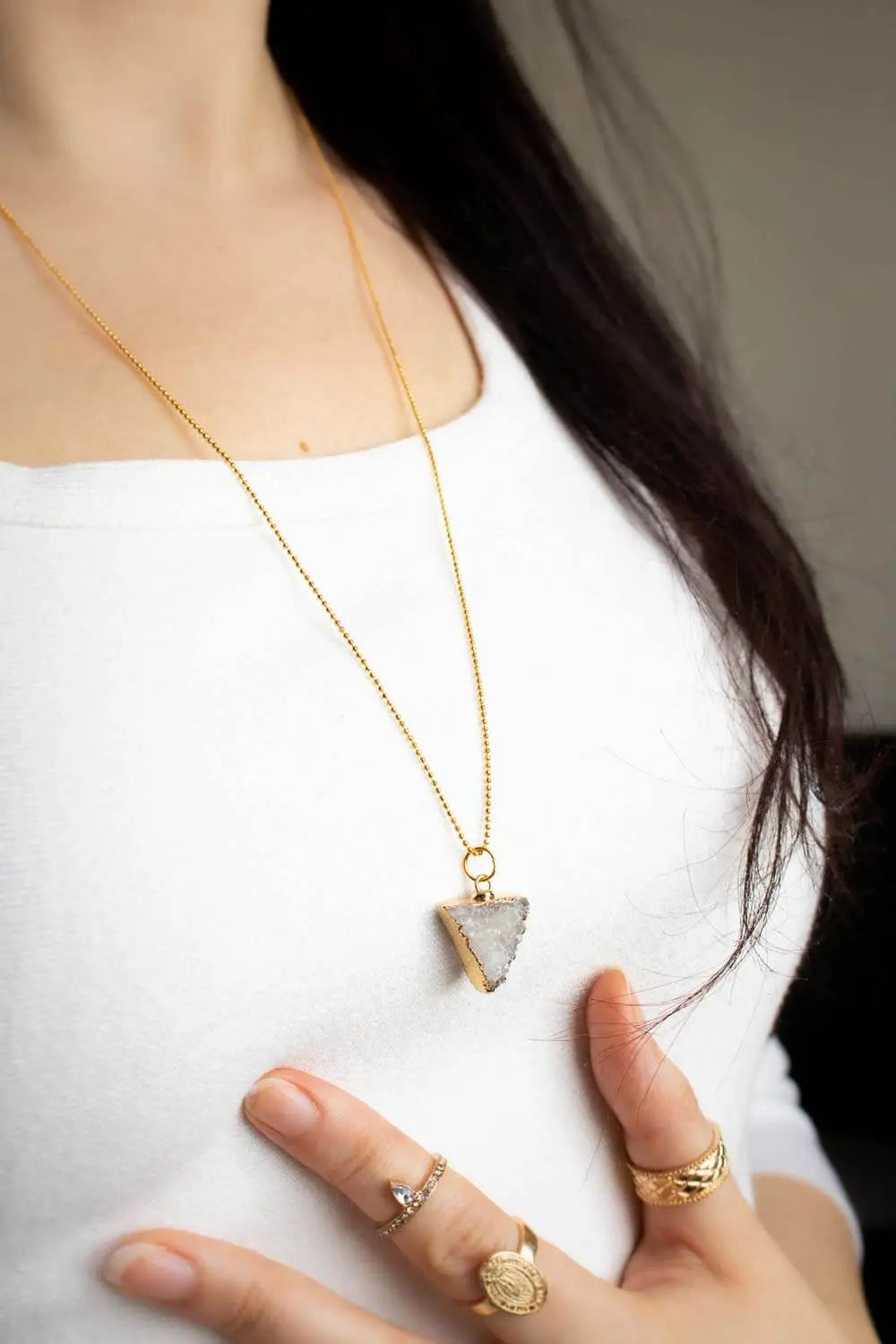 Pendentif Agate Ohasis chaîne en laiton doré lunamanashop