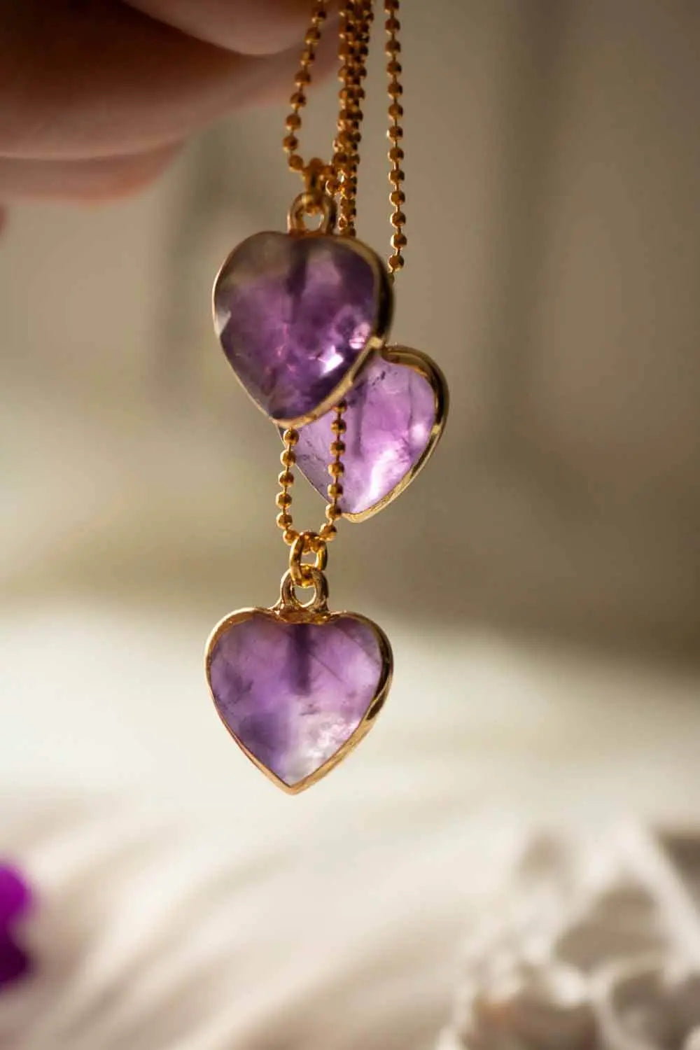 Pendentif Améthyste Primara et chaîne laiton doré lunamanashop