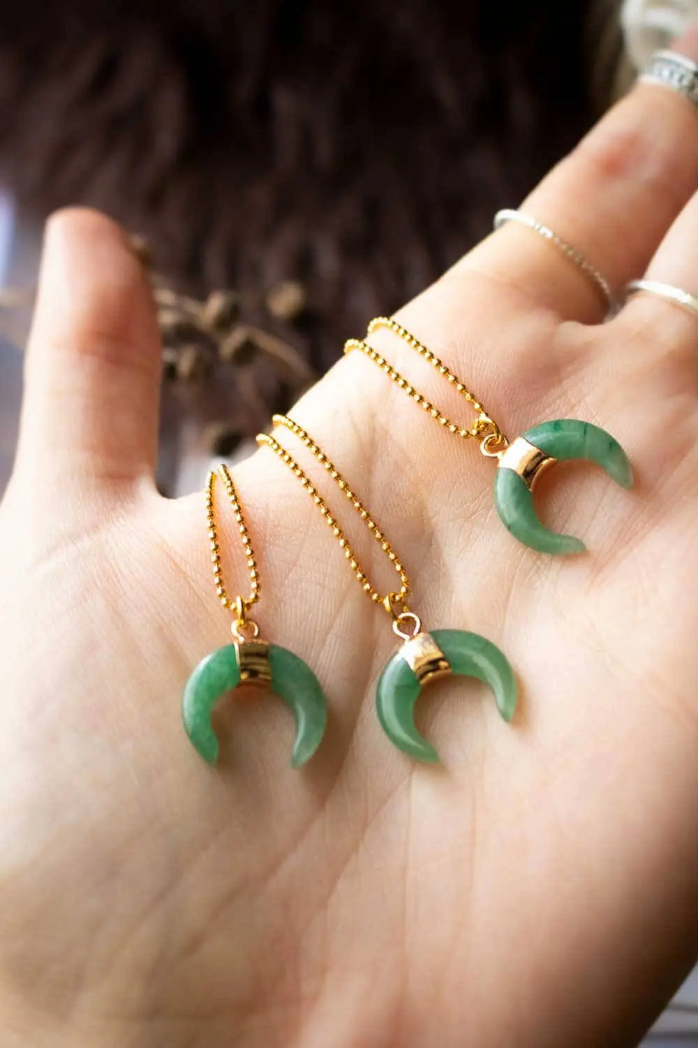 Pendentif Aventurine verte Greenta et chaîne en laiton doré lunamanashop