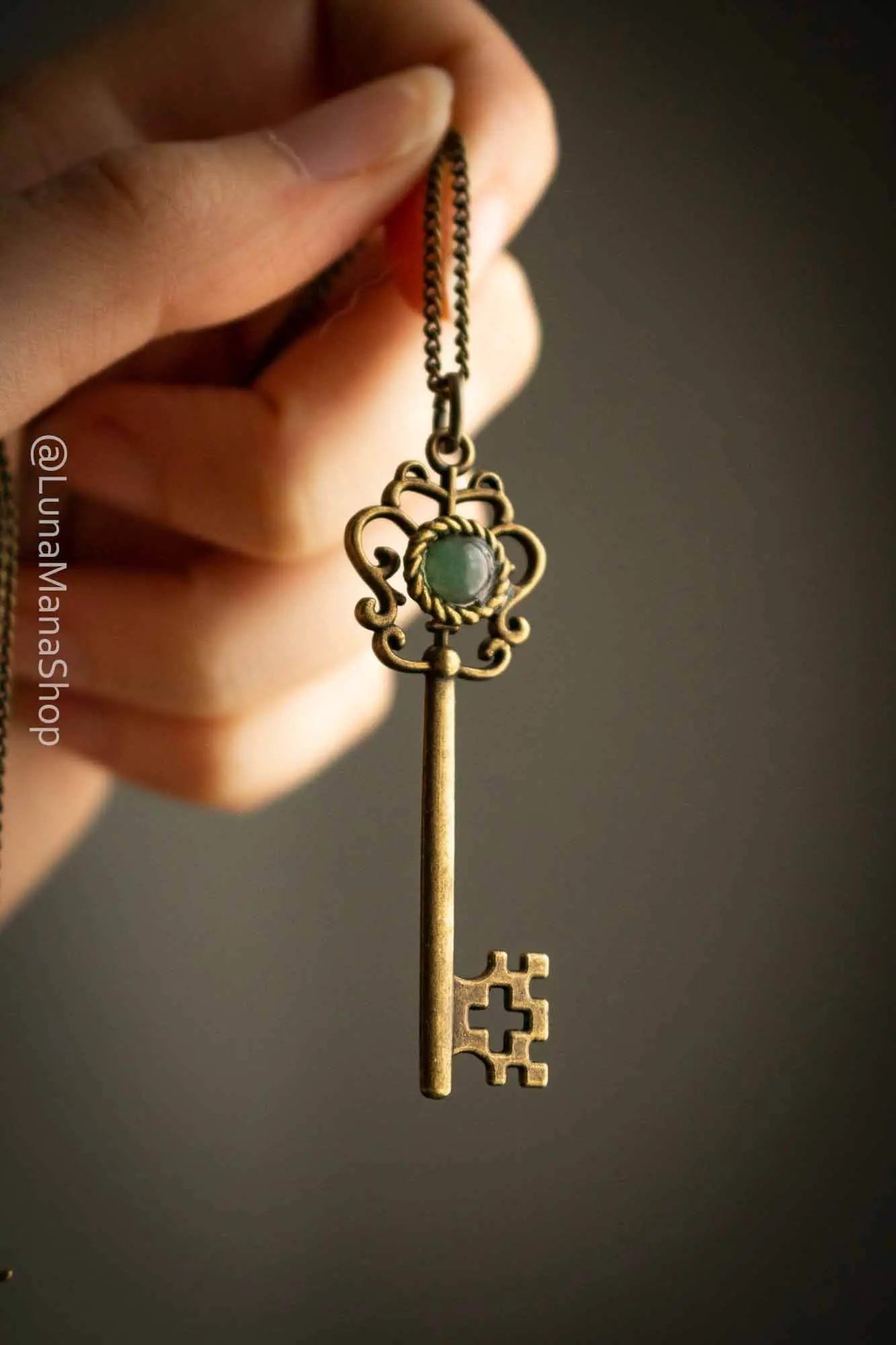 Pendentif Clé des champs en Aventurine verte lunamanashop