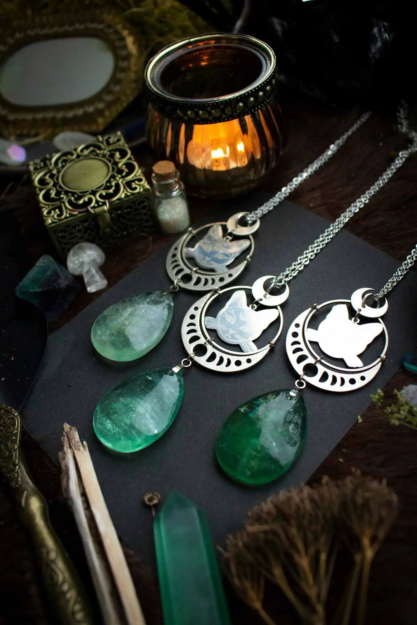 Pendentif Félin et goutte en Fluorite verte lunamanashop