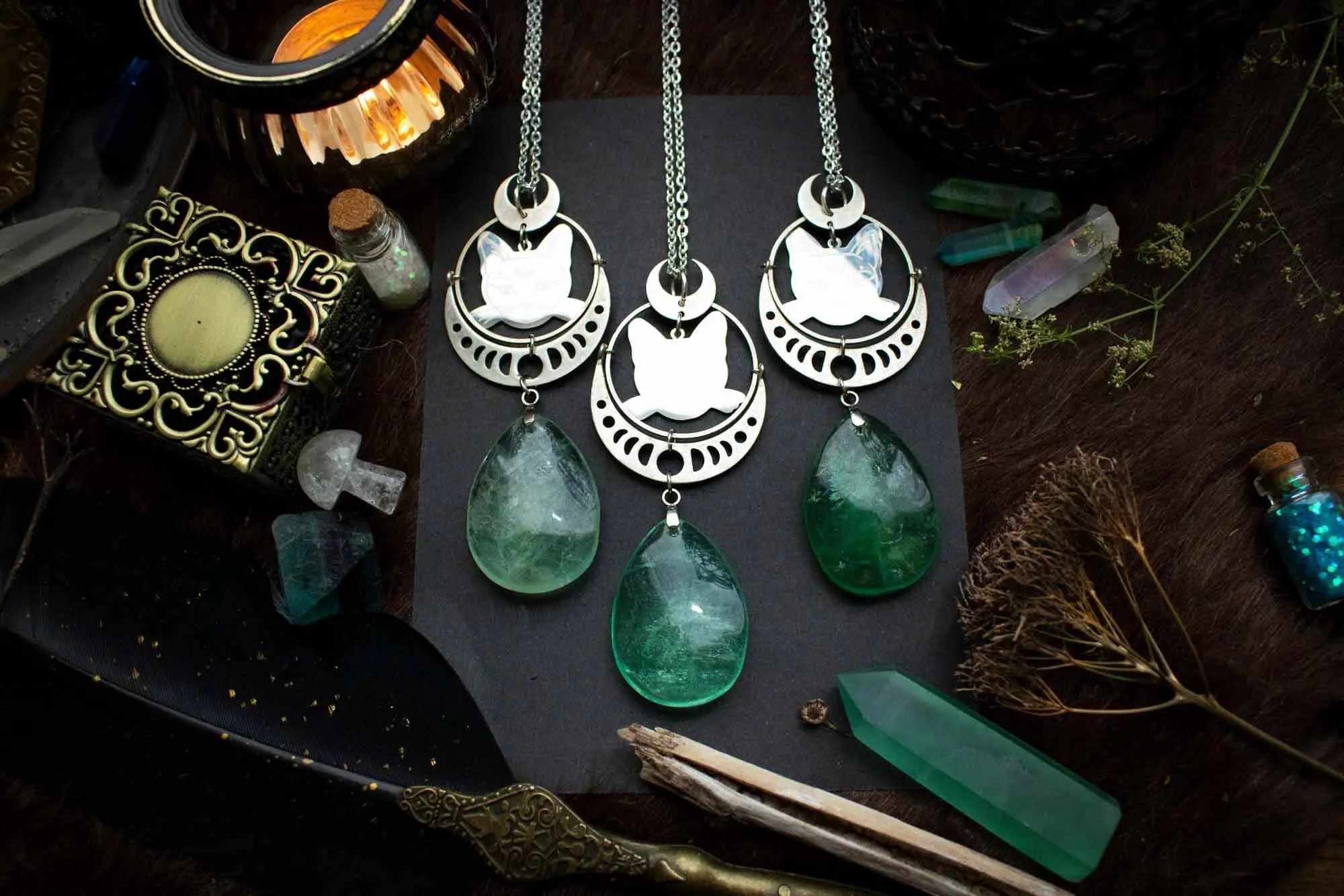 Pendentif Félin et goutte en Fluorite verte lunamanashop