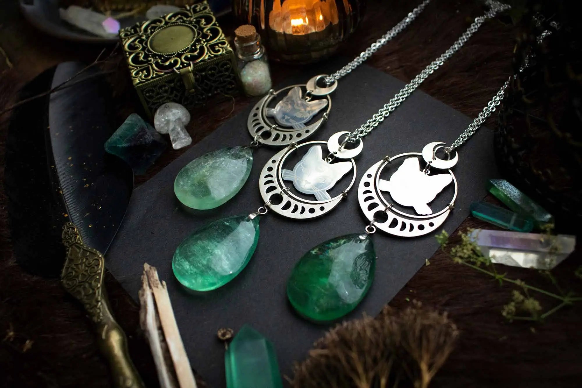 Pendentif Félin et goutte en Fluorite verte lunamanashop