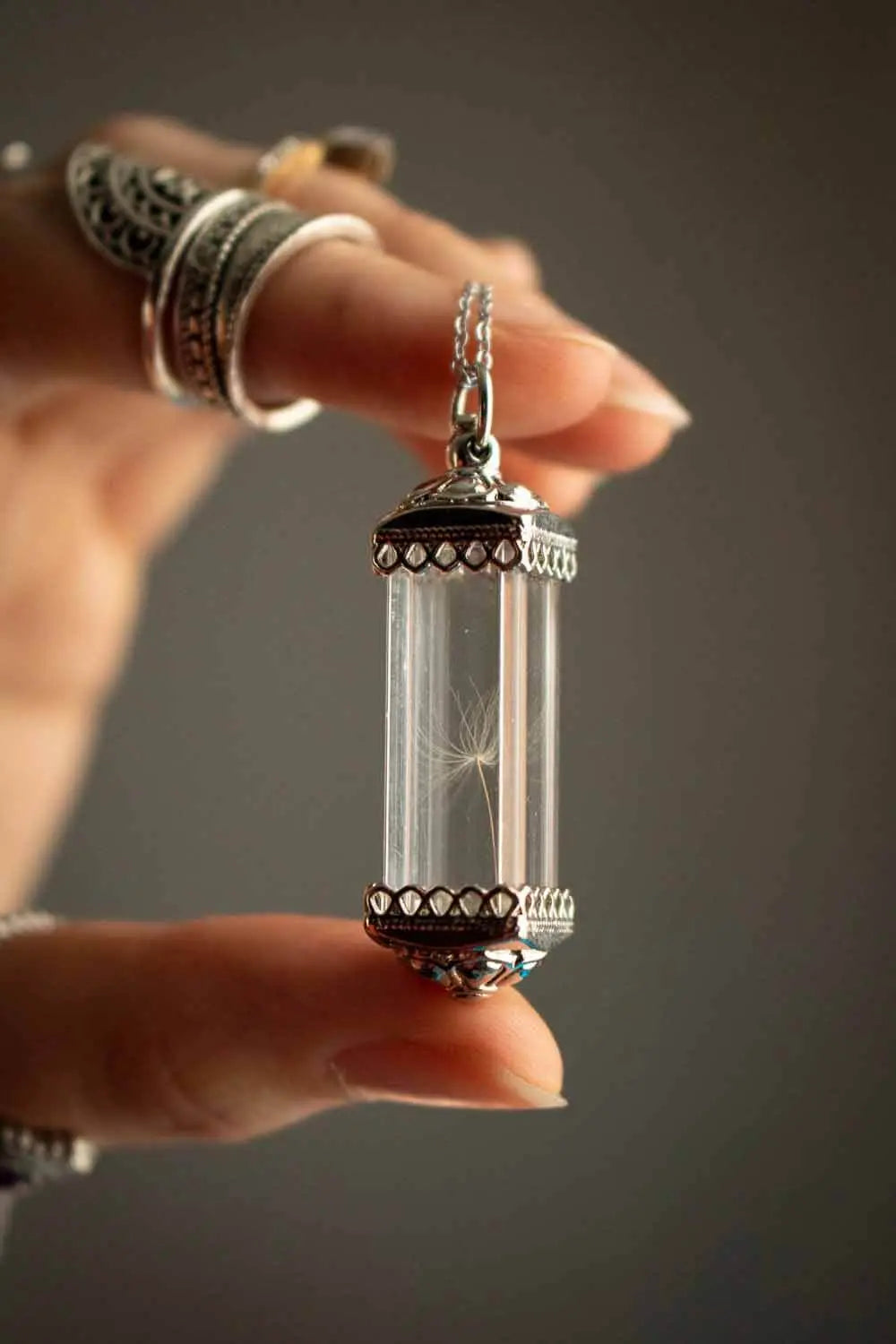 Pendentif Fiole de Skye en verre avec aigrette de pissenlit lunamanashop