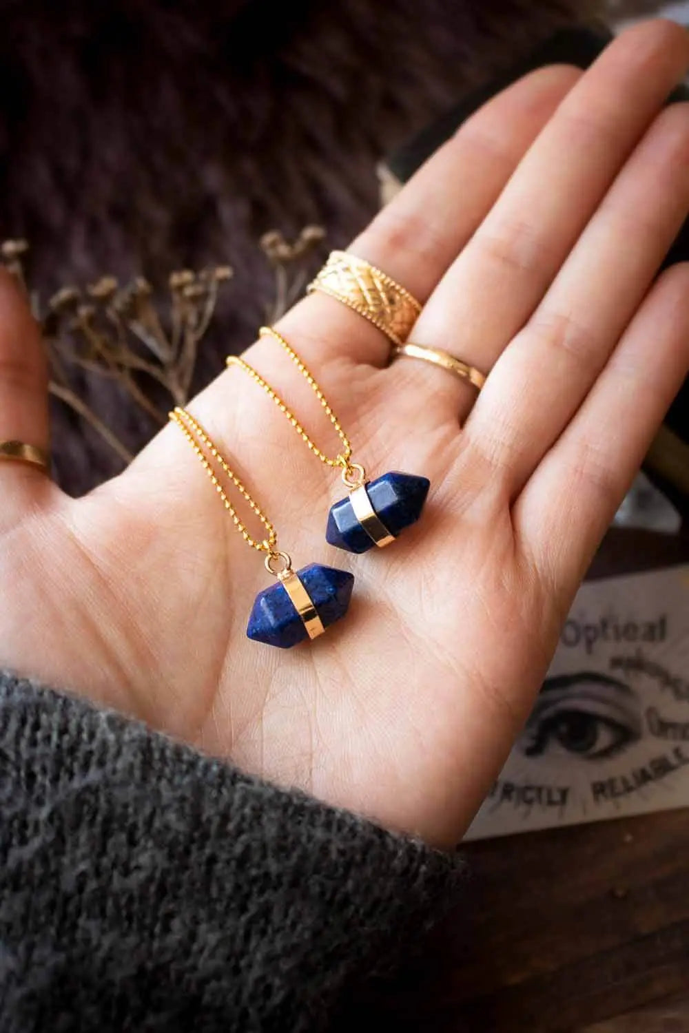 Pendentif Lapis lazuli Elidia et chaîne en laiton doré lunamanashop