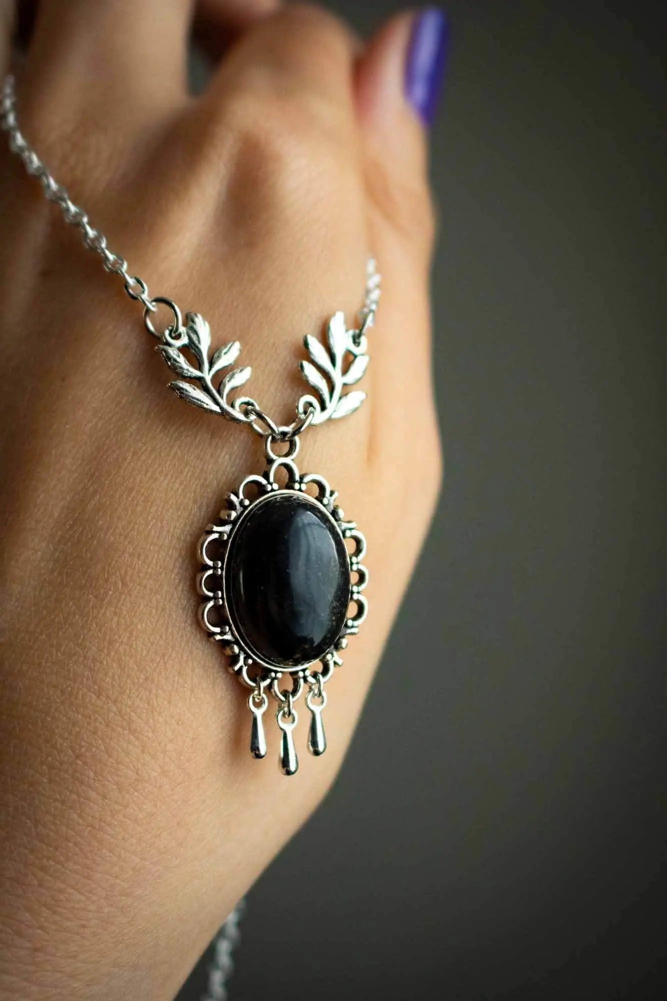 Pendentif ancien Douceur figée en Rhodonite rose et noire lunamanashop