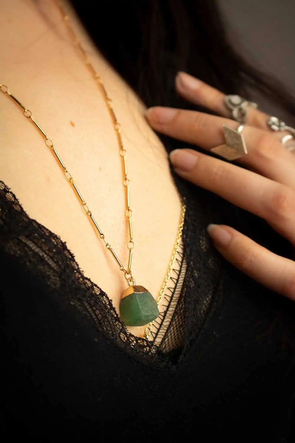 Pendentif Lyrei aventurine verte et chaîne plaquée or 18 carats lunamanashop
