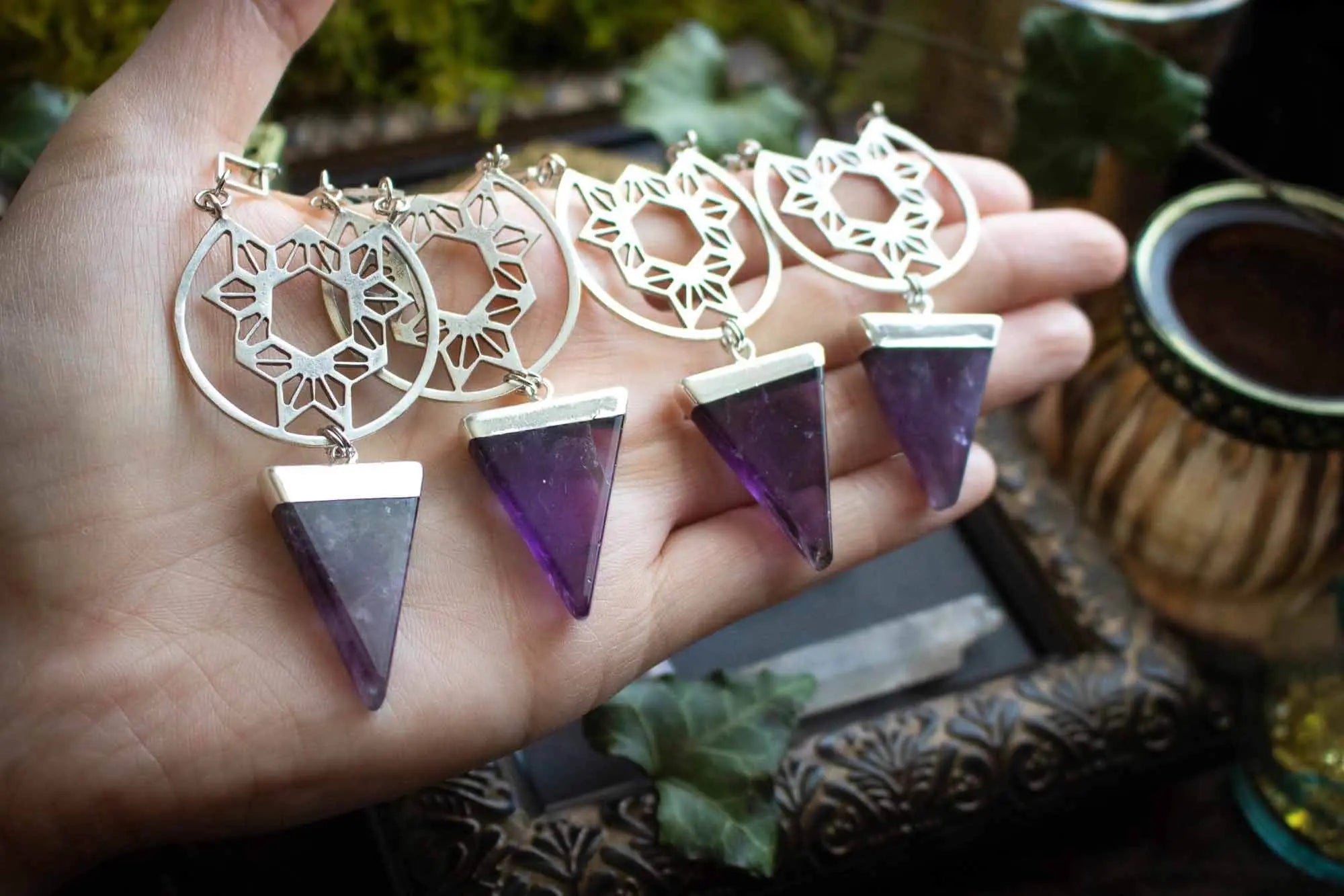 Pendentif en Améthyste et losanges argentés lunamanashop