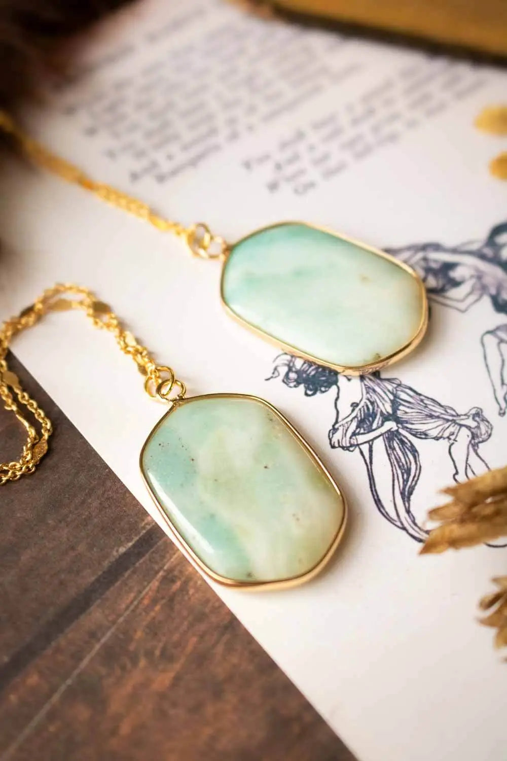 Pendentif en amazonite Thethys chaîne en laiton doré lunamanashop