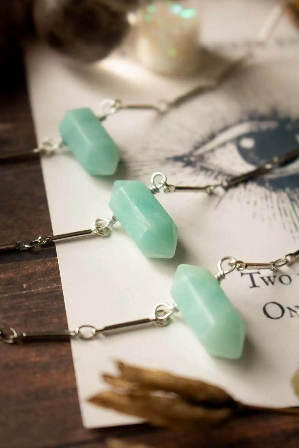 Pendentif Chandrelle prisme en amazonite et chaîne en laiton argenté lunamanashop