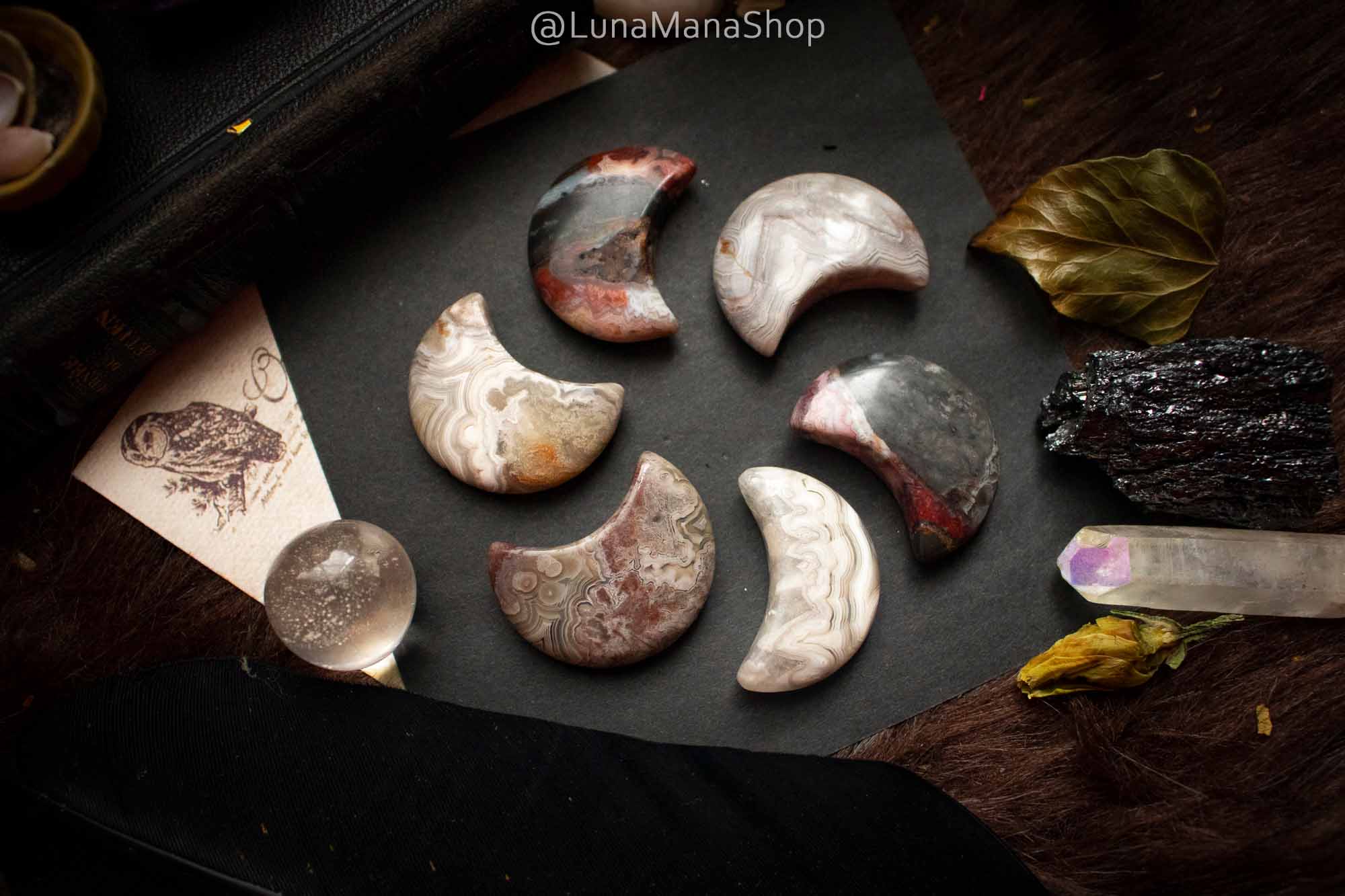 Pierre Agate mexicaine en forme de lune lunamanashop
