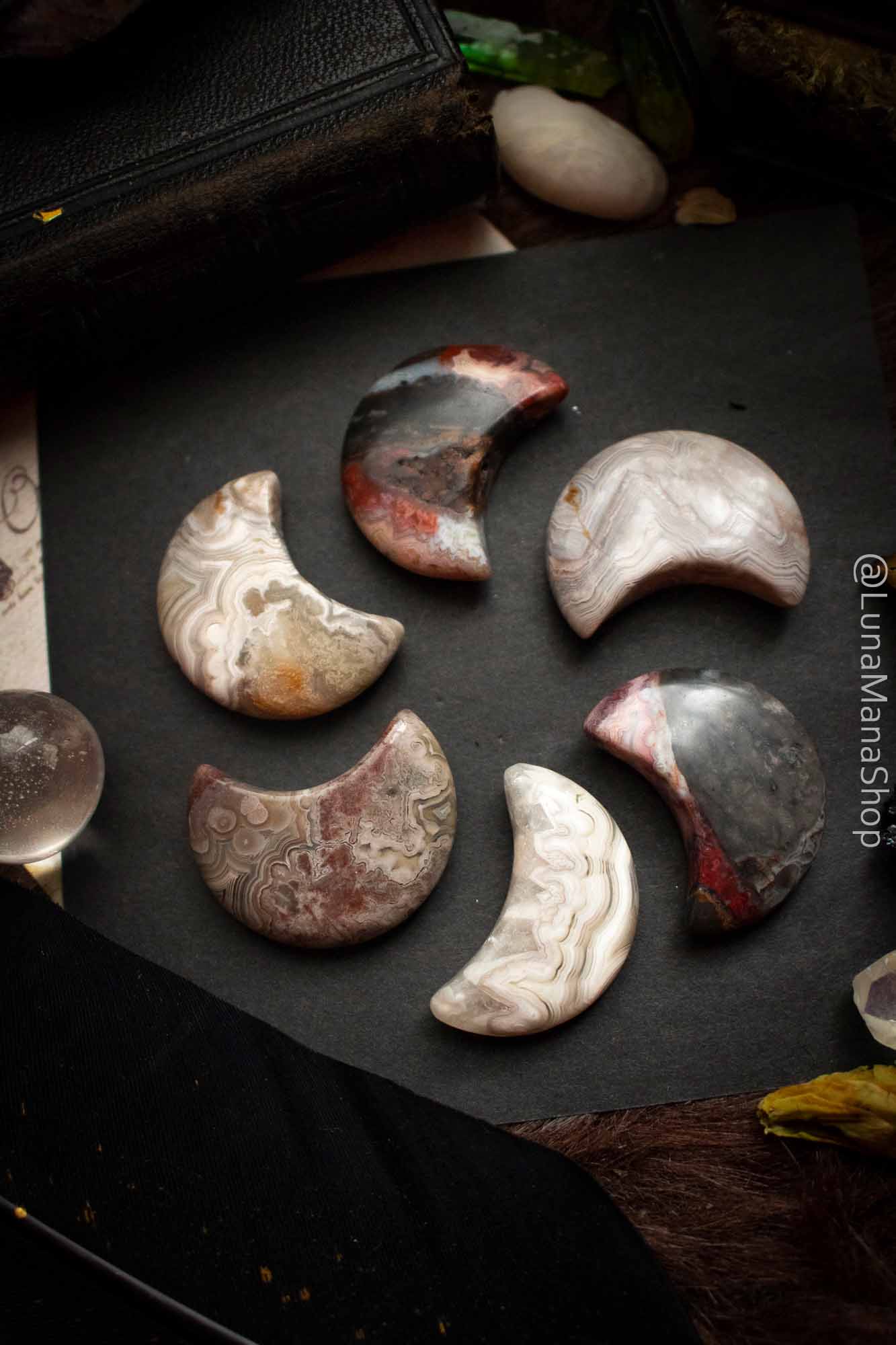 Pierre Agate mexicaine en forme de lune lunamanashop