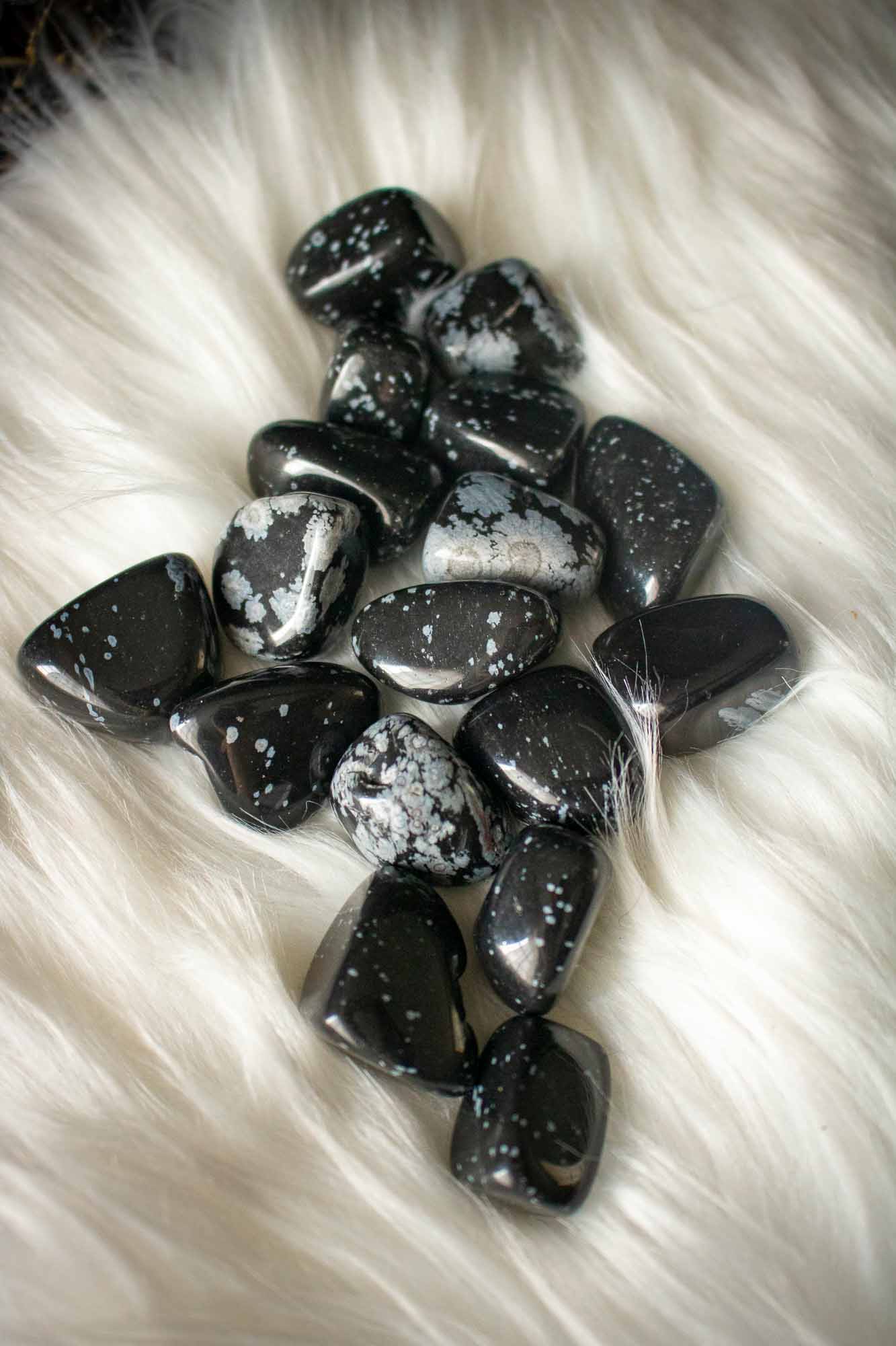 Pierre roulée Obsidienne flocon de neige lunamanashop