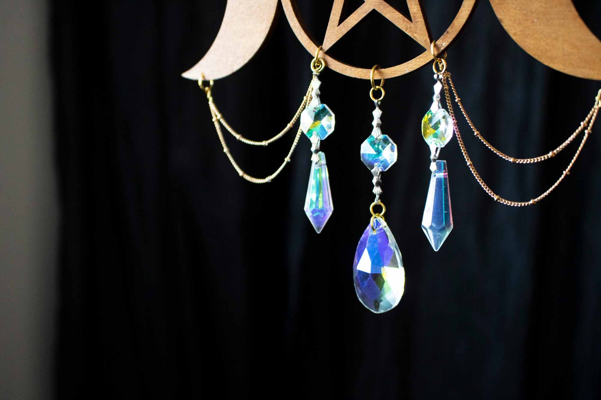 Suspension triple Lune Sun catcher "Aube" avec prisme en verre lunamanashop
